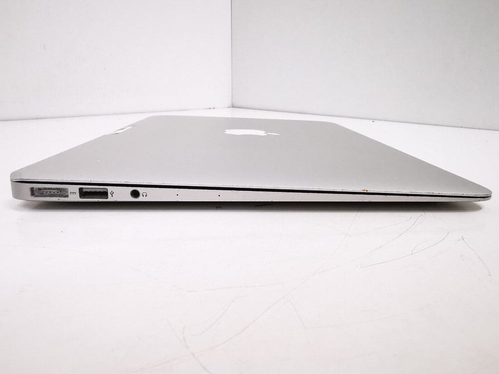 Apple MacBook Air (Early 2014) - Intel i5/4GB RAM/128GB SSD/Catalina - Norwegian