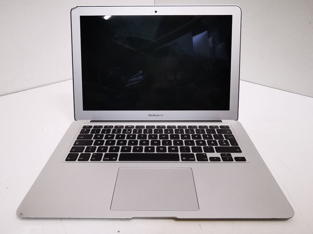 Apple MacBook Air (Early 2014) - Intel i5/4GB RAM/128GB SSD/Catalina - Norwegian