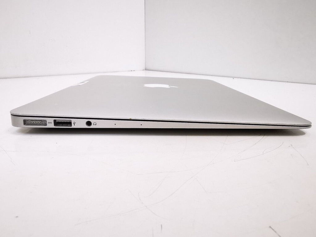 Apple MacBook Air 13 2015 - Intel i5/4GB RAM/128GB SSD/Catalina - Norwegian Key