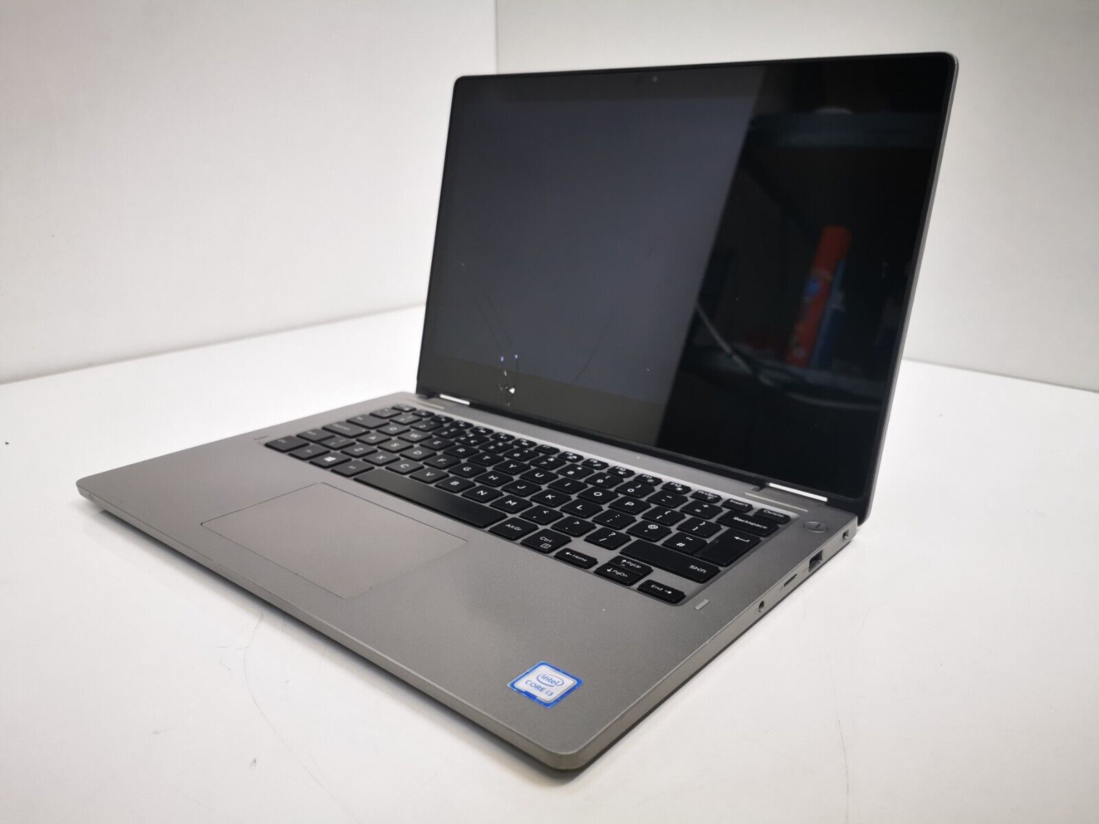 Dell Latitude 3310 2in1 13" Laptop - 8th Gen i3/8GB RAM/128GBGB SSD Cracked Srcn