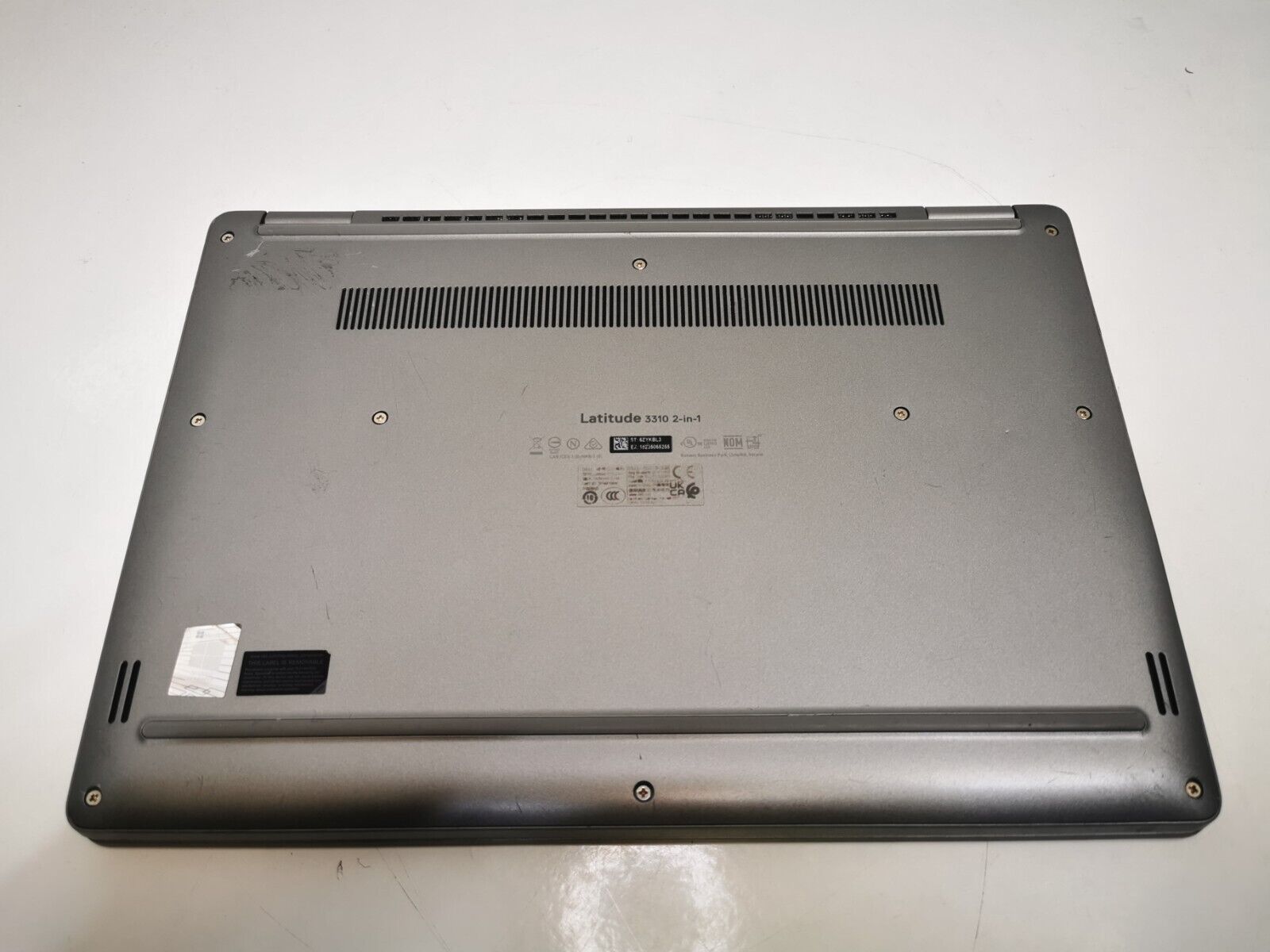 Dell Latitude 3310 2in1 13" Laptop - 8th Gen i3/8GB RAM/128GBGB SSD Cracked Srcn