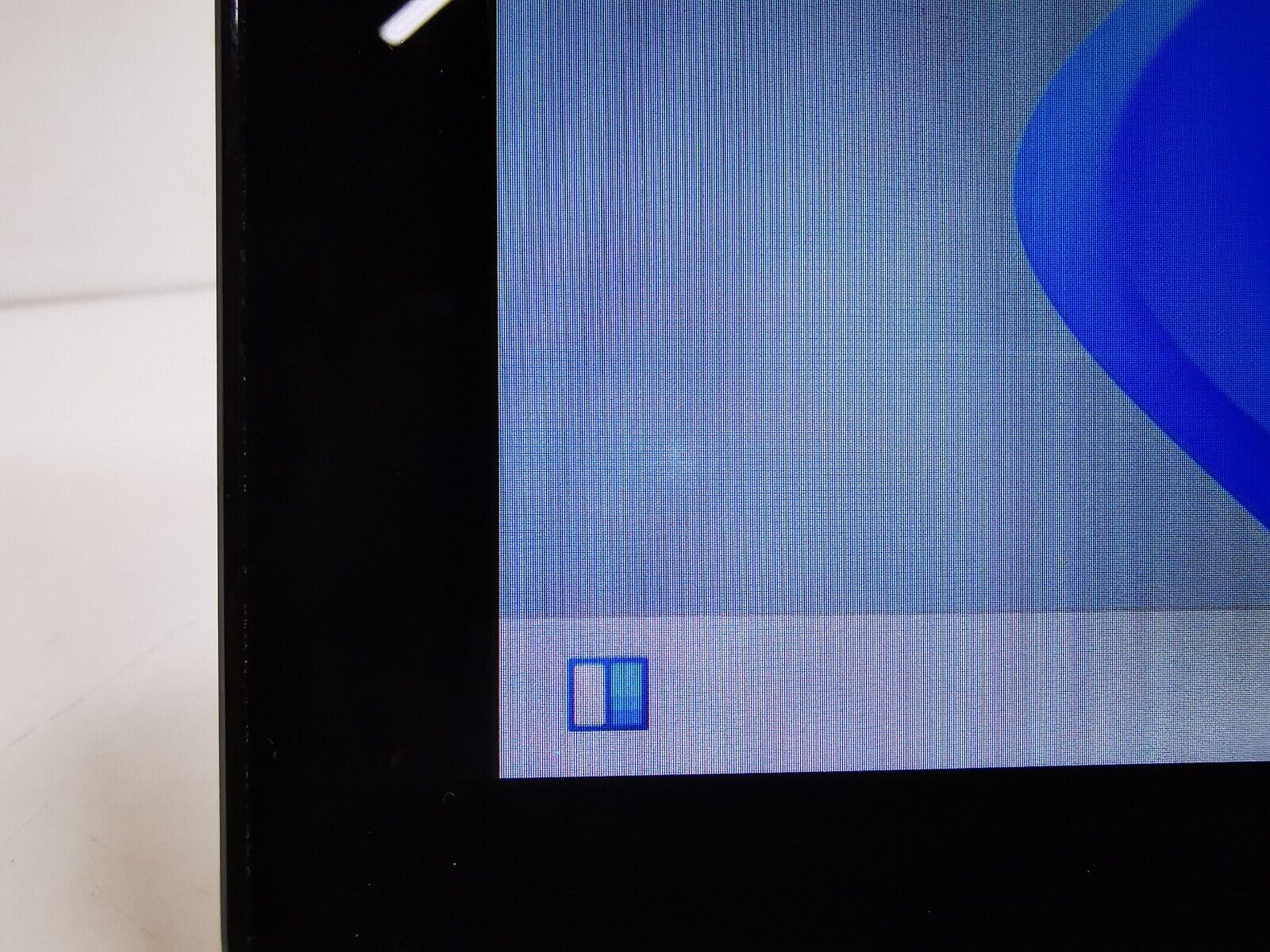 Dell Latitude 5285 2-in-1 - 7th Gen i5/8GB RAM/256GB SSD/Win 11 Pro - Defects