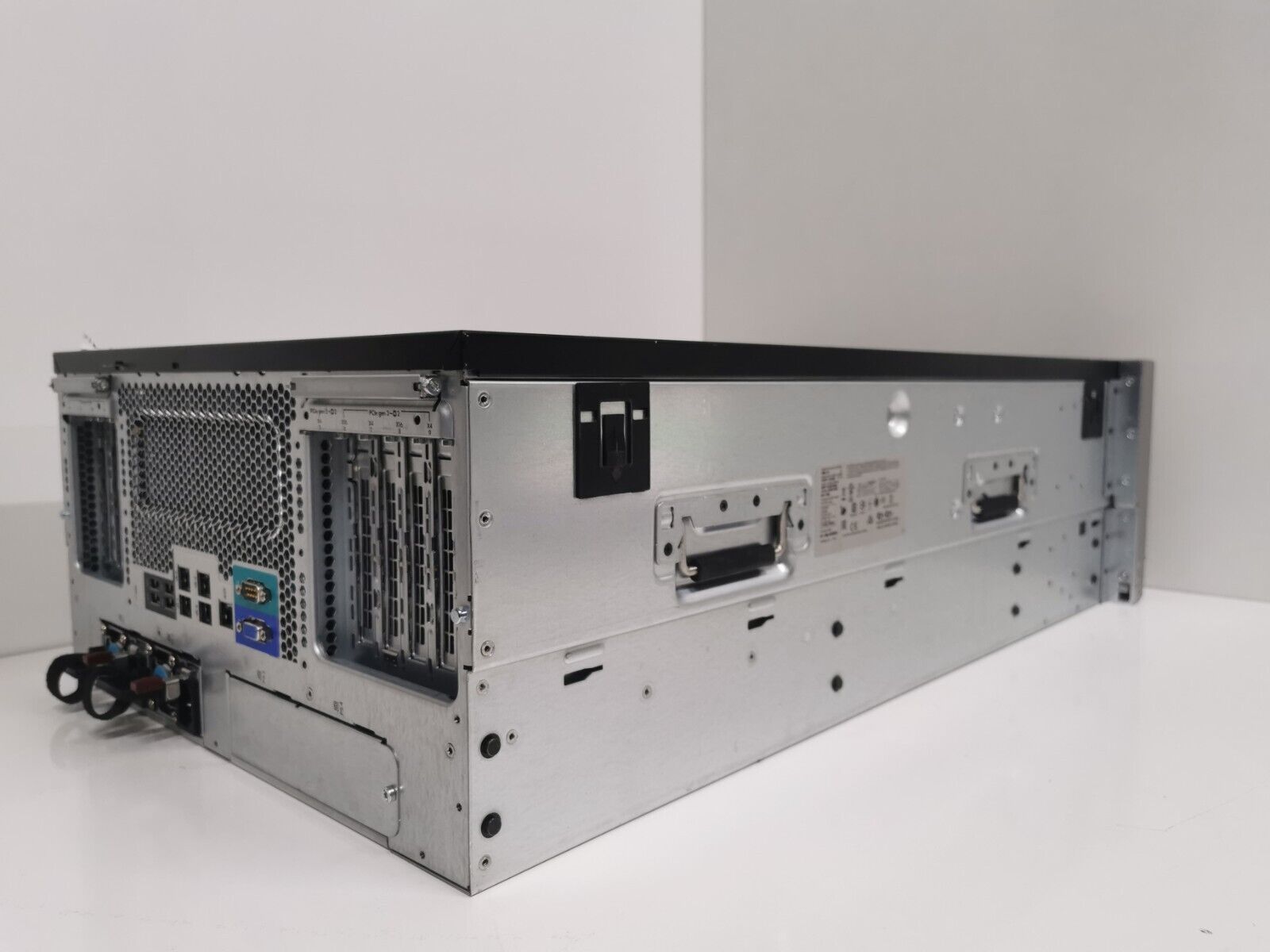 HP ProLiant ML350 G9 Rack Server - Xeon E5-2620 v3 @ 2.4GHz / 32GB RAM / NO HDD