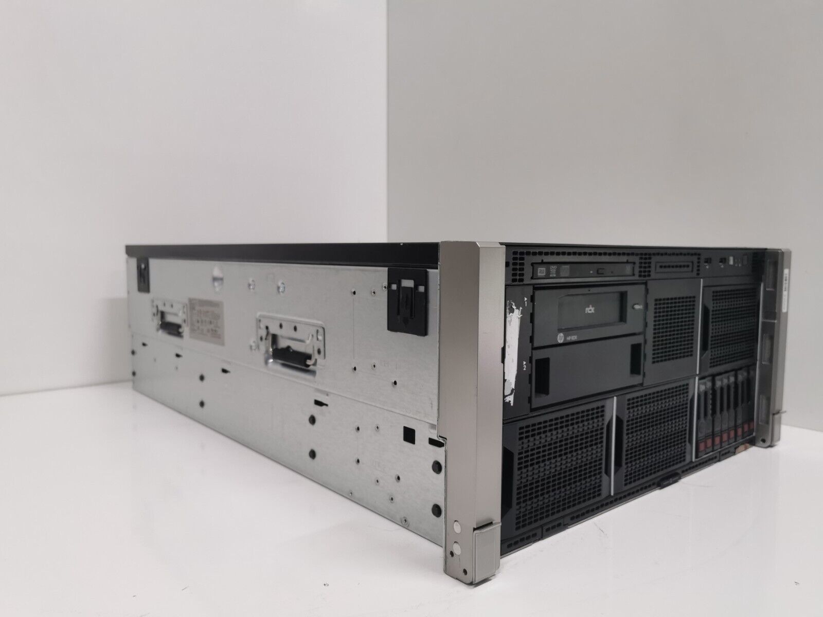 HP ProLiant ML350 G9 Rack Server - Xeon E5-2620 v3 @ 2.4GHz / 32GB RAM / NO HDD