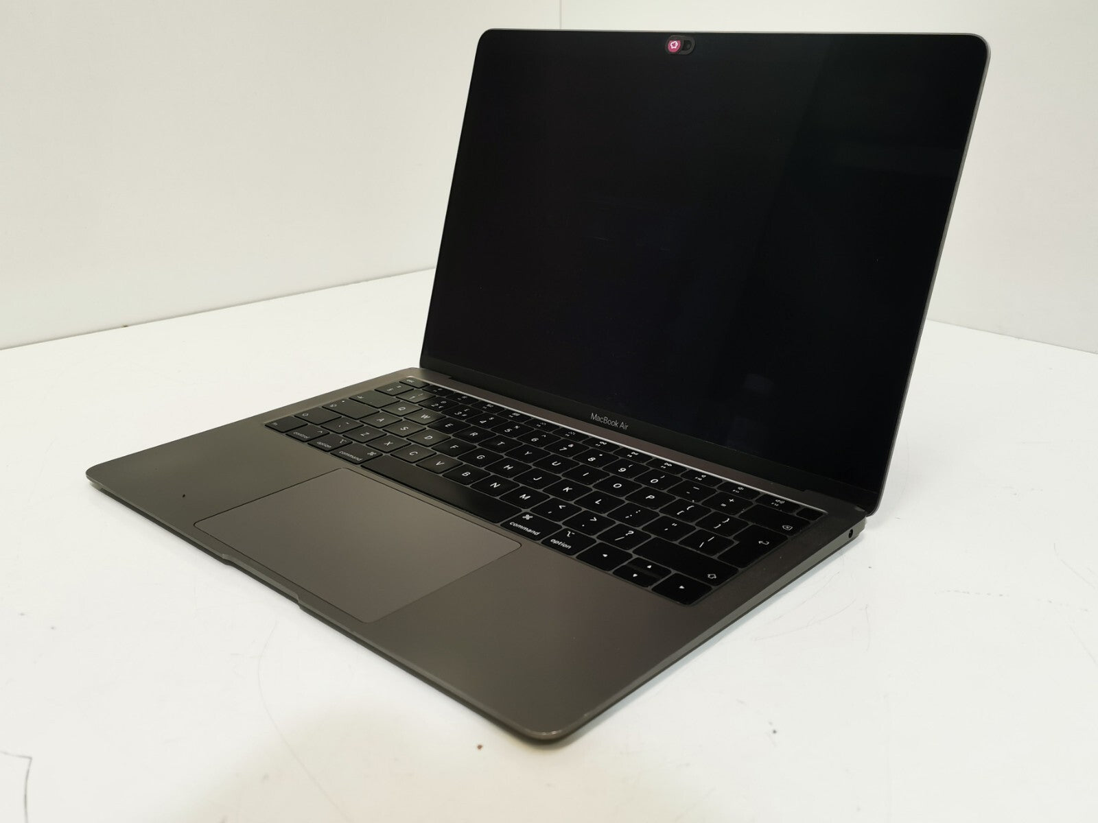 Apple MacBook Air (2018) 13" - Intel i5 / 8GB RAM / 128GB SSD / macOS Sonama