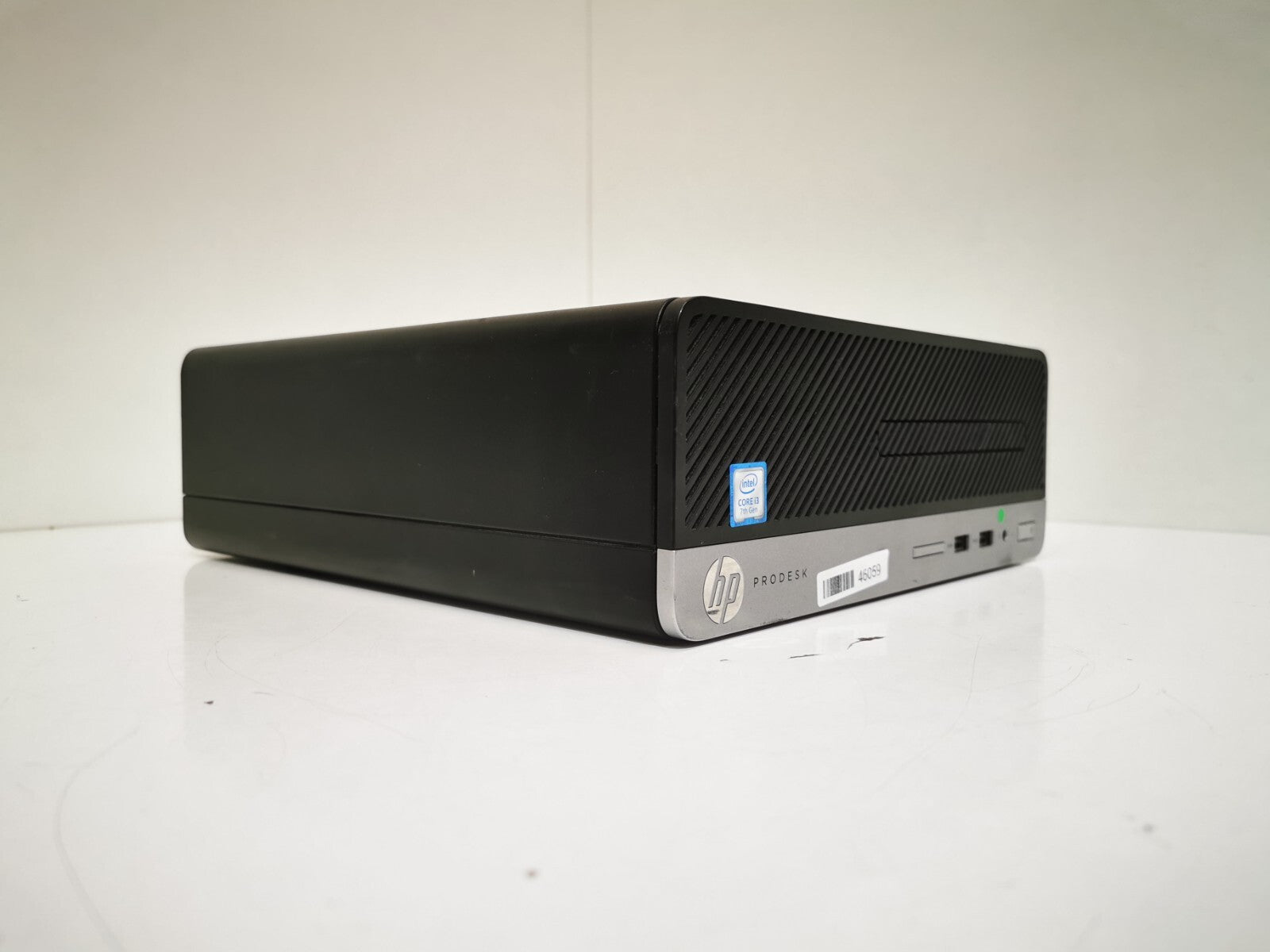 HP ProDesk 400 G4 SFF PC - 7th Gen i3 / 8GB RAM / 250GB SSD / Windows 11 Pro