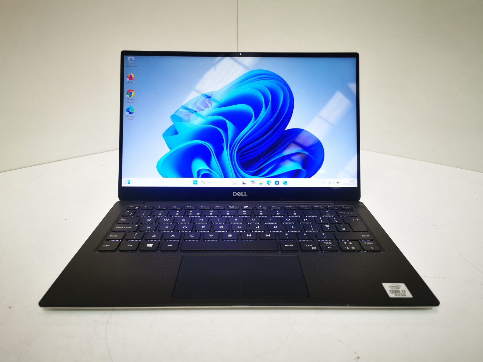 Dell XPS 13 (7390) 13" Laptop - 10th Gen i7/16GB RAM/512GB NVMe SSD/Win 11 Pro