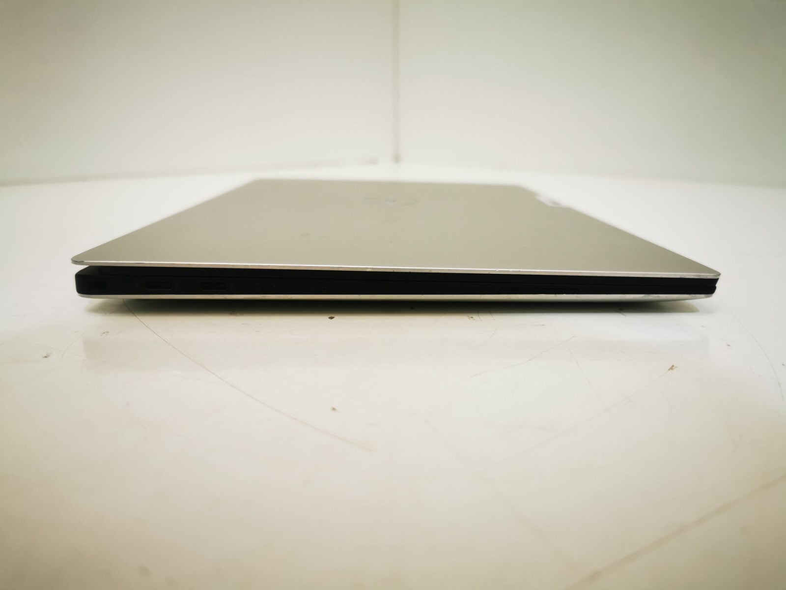 Dell XPS 13 (7390) 13" Laptop - 10th Gen i7/16GB RAM/512GB NVMe SSD/Win 11 Pro