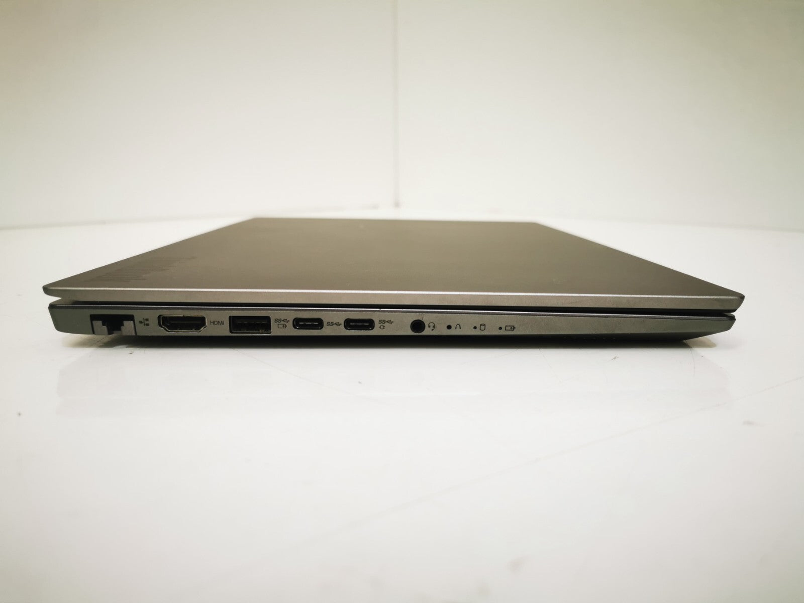 Lenovo 14-IML 14" Laptop - 10th Gen i7 / 16GB RAM / 256GB SSD / Windows 11 Pro