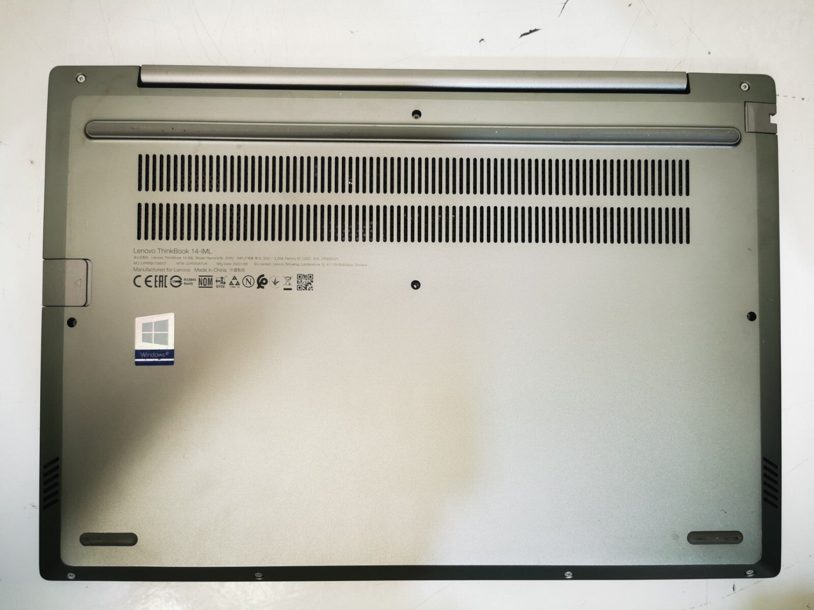 Lenovo 14-IML 14" Laptop - 10th Gen i7 / 16GB RAM / 256GB SSD / Windows 11 Pro