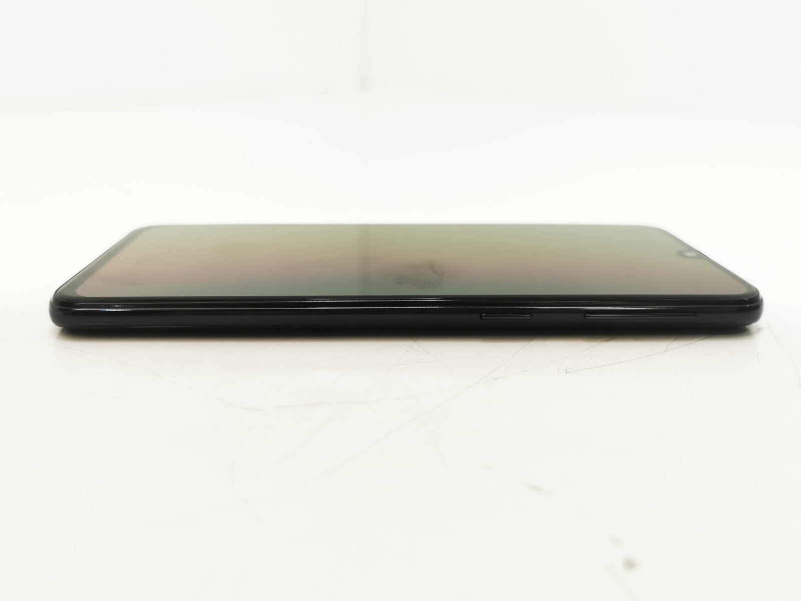 Samsung Galaxy A40 (SM-A405FN) - Black / 5.9" / 64GB / 16MP Camera / EE Locked