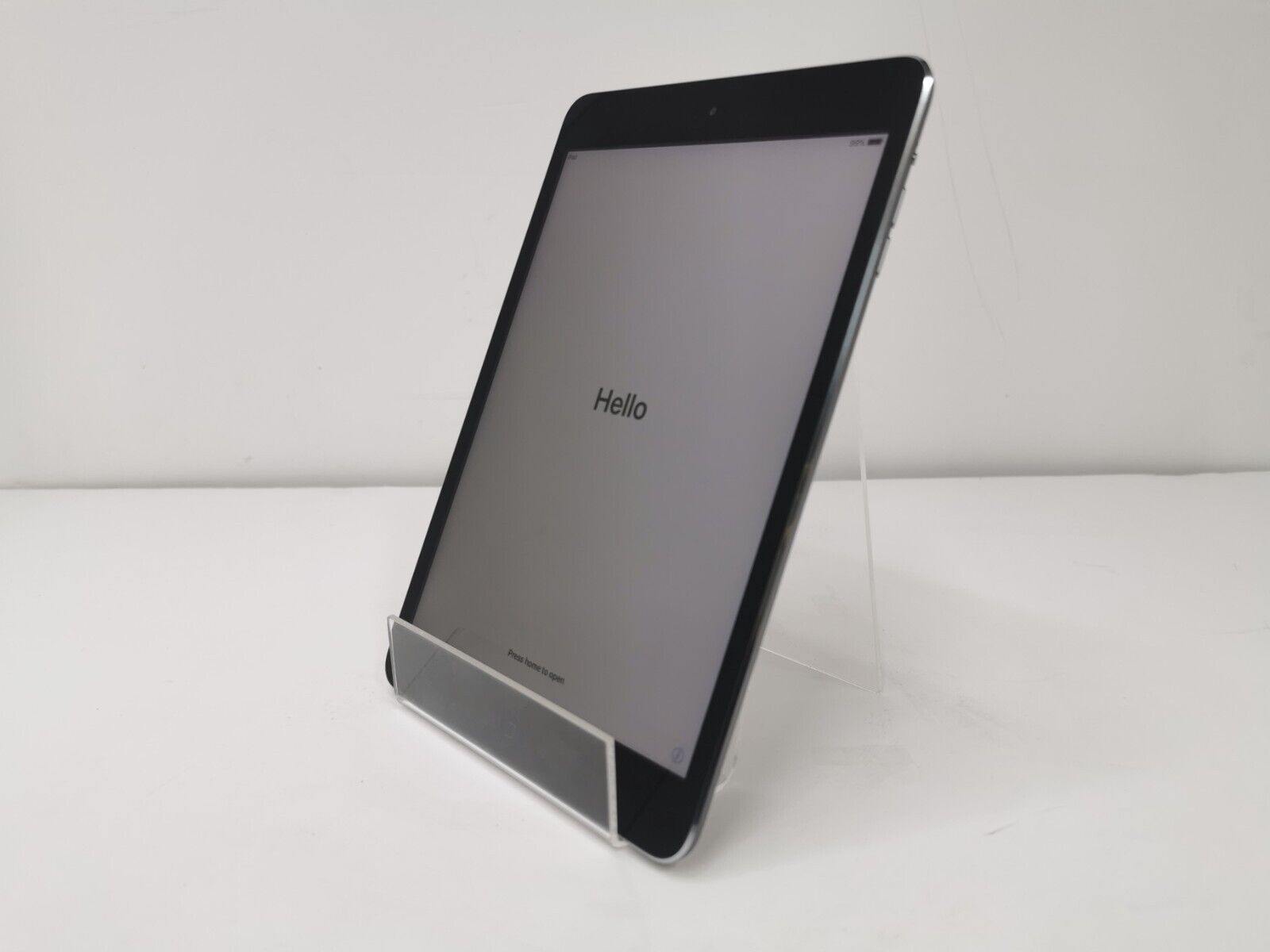 Apple iPad Mini 2 - 7.9" / Space Gray / 16GB / iOS 12 - UK