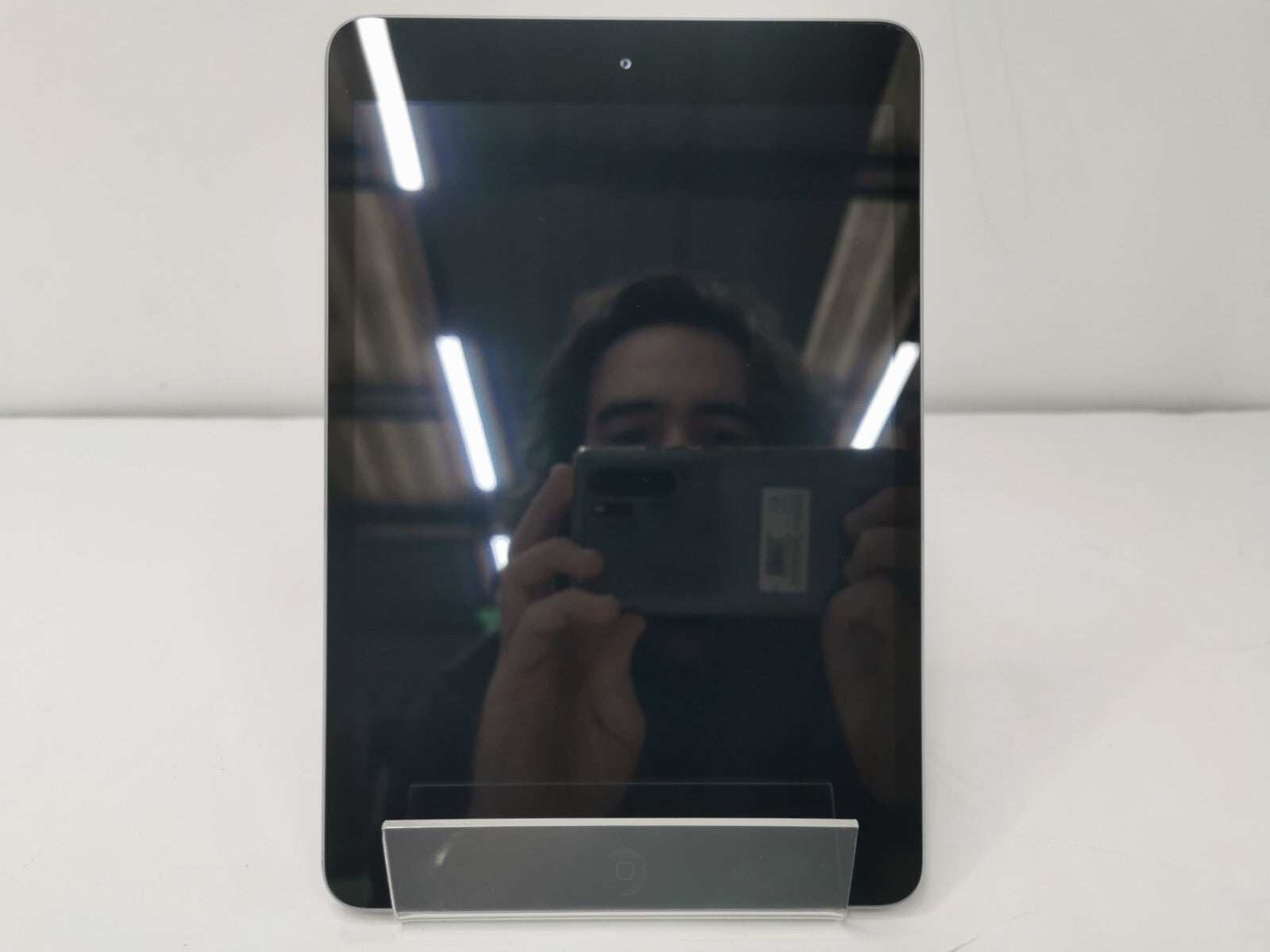 Apple iPad Mini 2 - 7.9" / Space Gray / 16GB / iOS 12 - UK