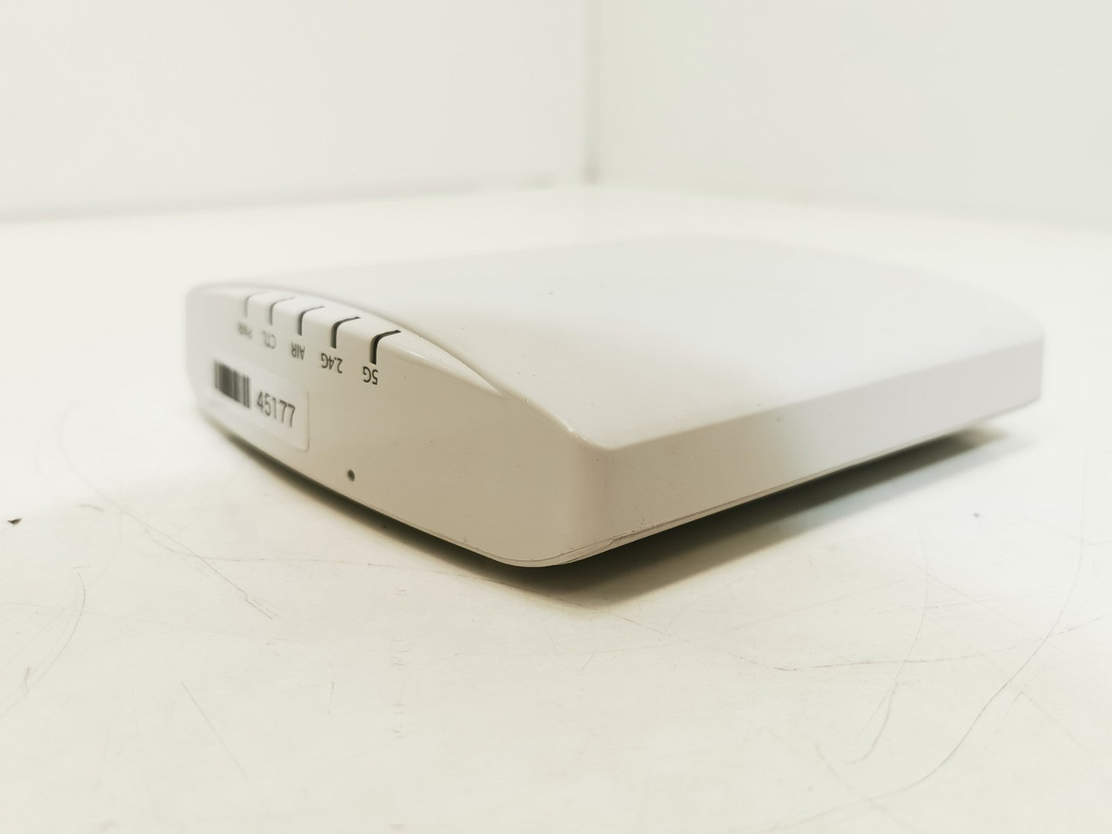 Ruckus Wireless - Ruckus R320 Wireless Access Point - White.