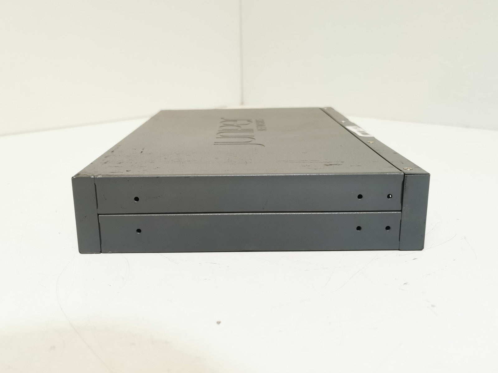 Juniper Networks SRX320 with No PSU Juniper SRX320 Juniper