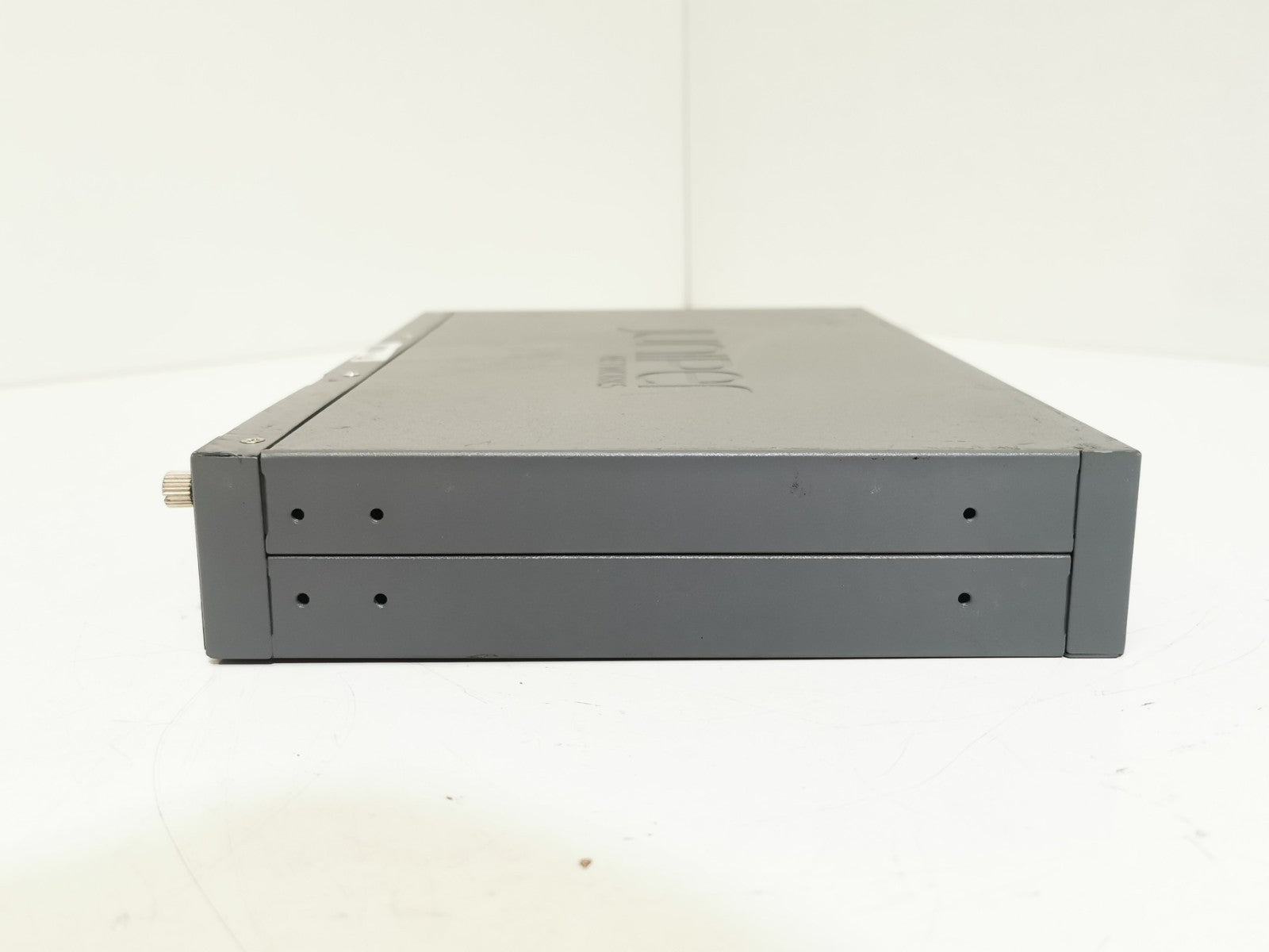 Juniper Networks SRX320 with No PSU Juniper SRX320 Juniper