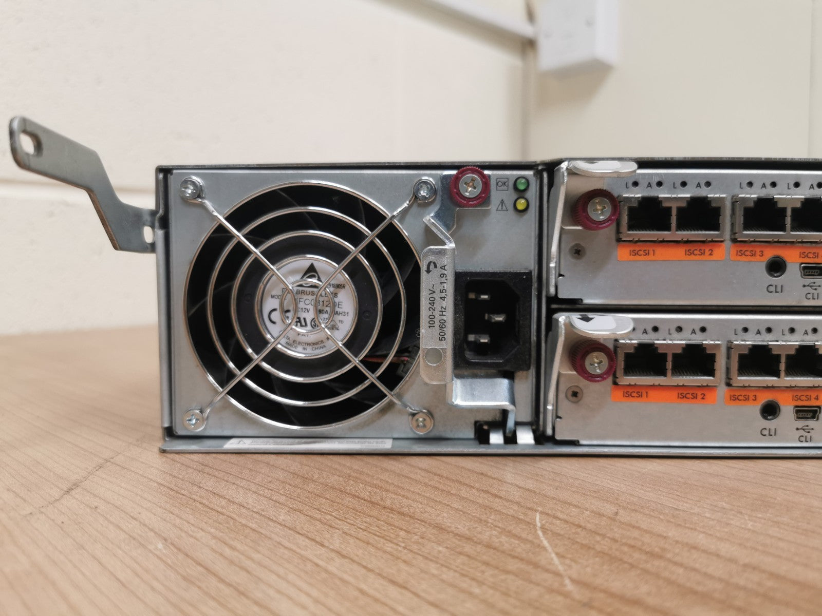 HP MSA P2000 G3 Disk Array 24x 2.5" SAS Hard Drive Bay AW597A 10x 900GB 10k SAS