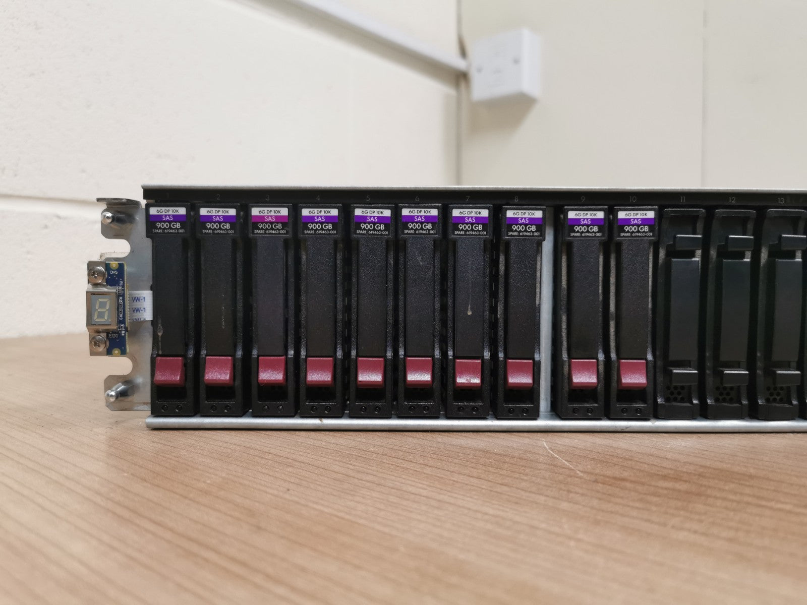 HP MSA P2000 G3 Disk Array 24x 2.5" SAS Hard Drive Bay AW597A 10x 900GB 10k SAS