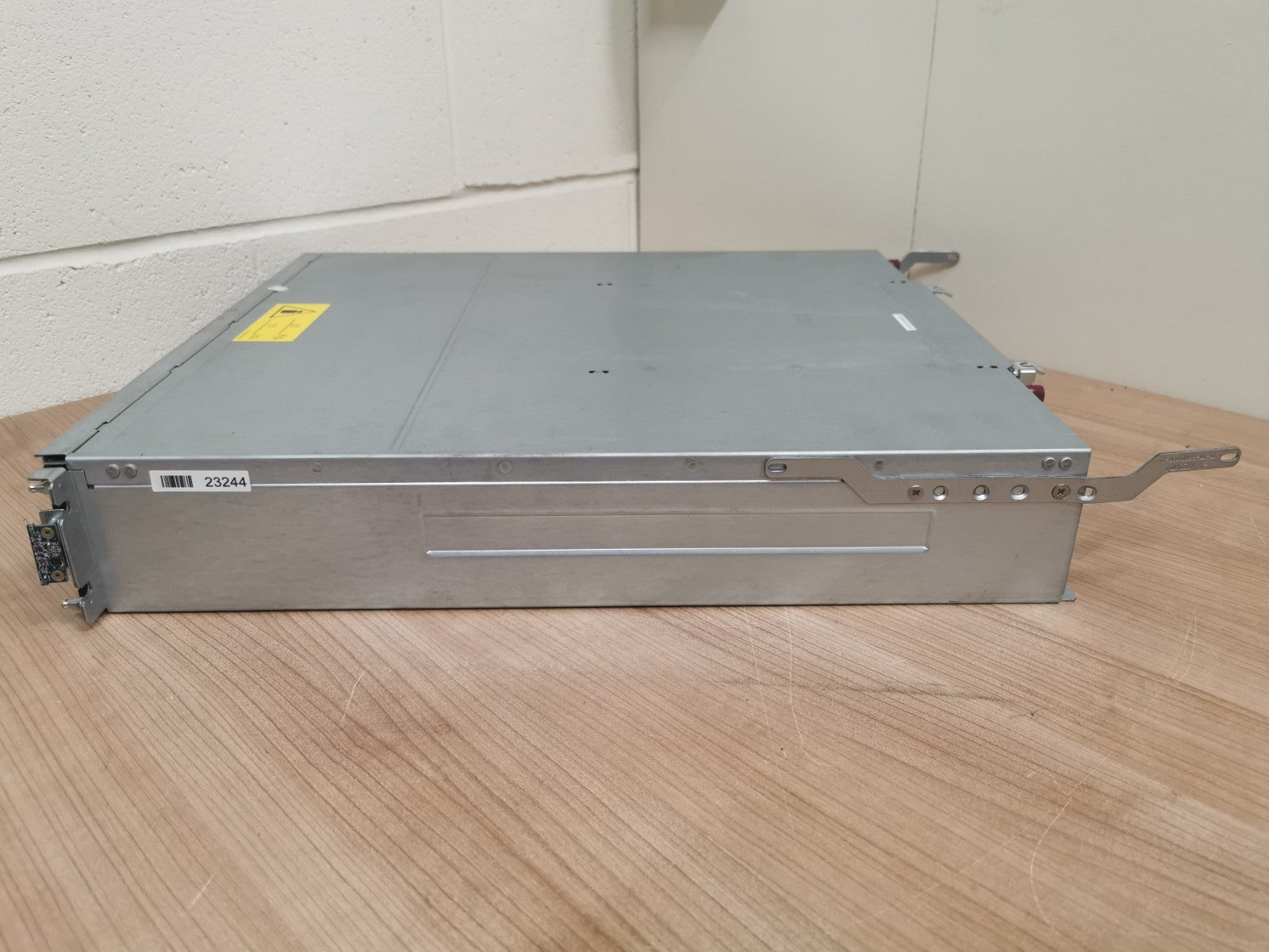 HP MSA P2000 G3 Disk Array 24x 2.5" SAS Hard Drive Bay AW597A 10x 900GB 10k SAS