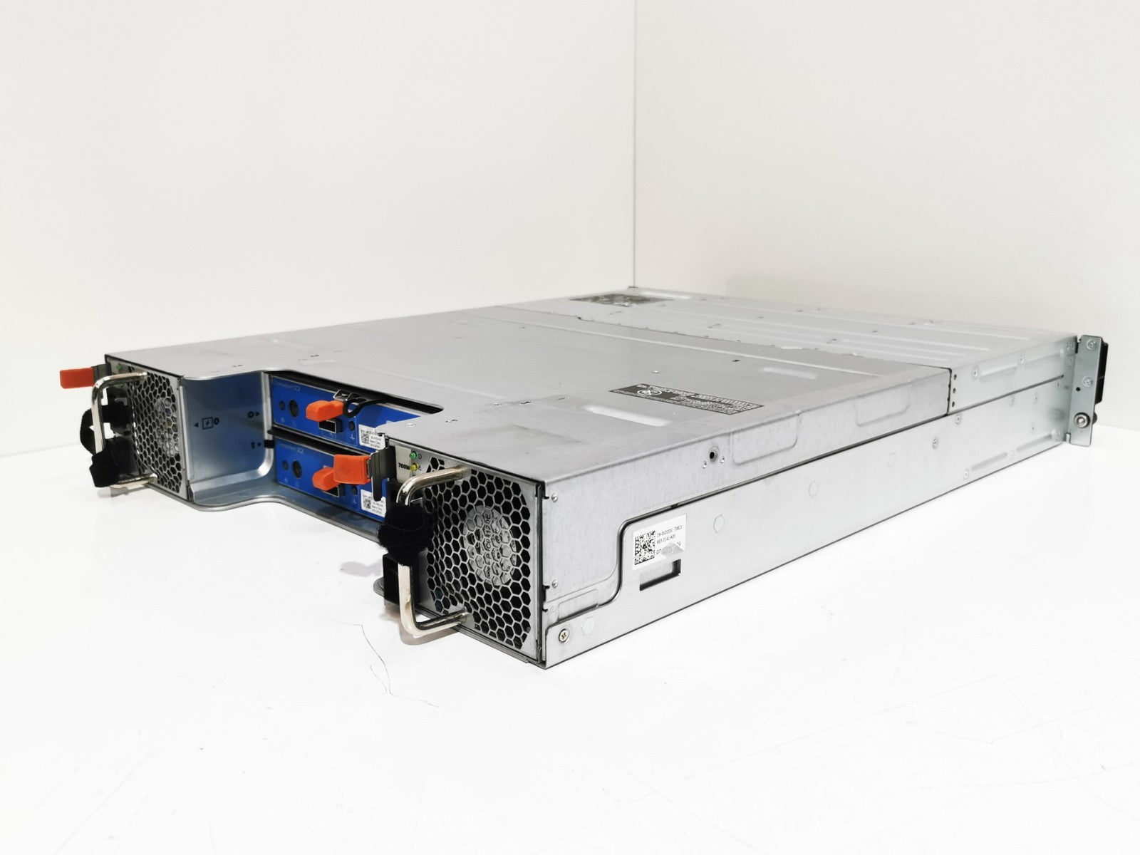 Dell Compellent SC200 Expansion Enclosure 12 x HDD Bays 8x 2TB SAS Drives 16TB!!