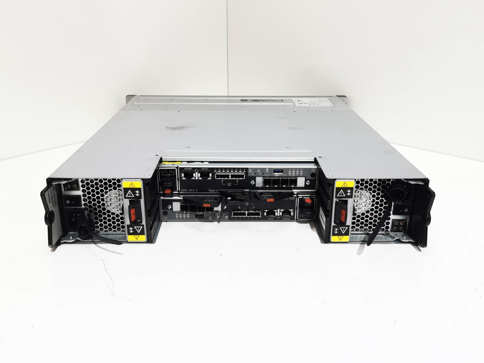 Dell Compellent SC4020 2U 24x 2.5 -  Storage Array 2x 12G-SAS4 - 16x 600GB 15k!!