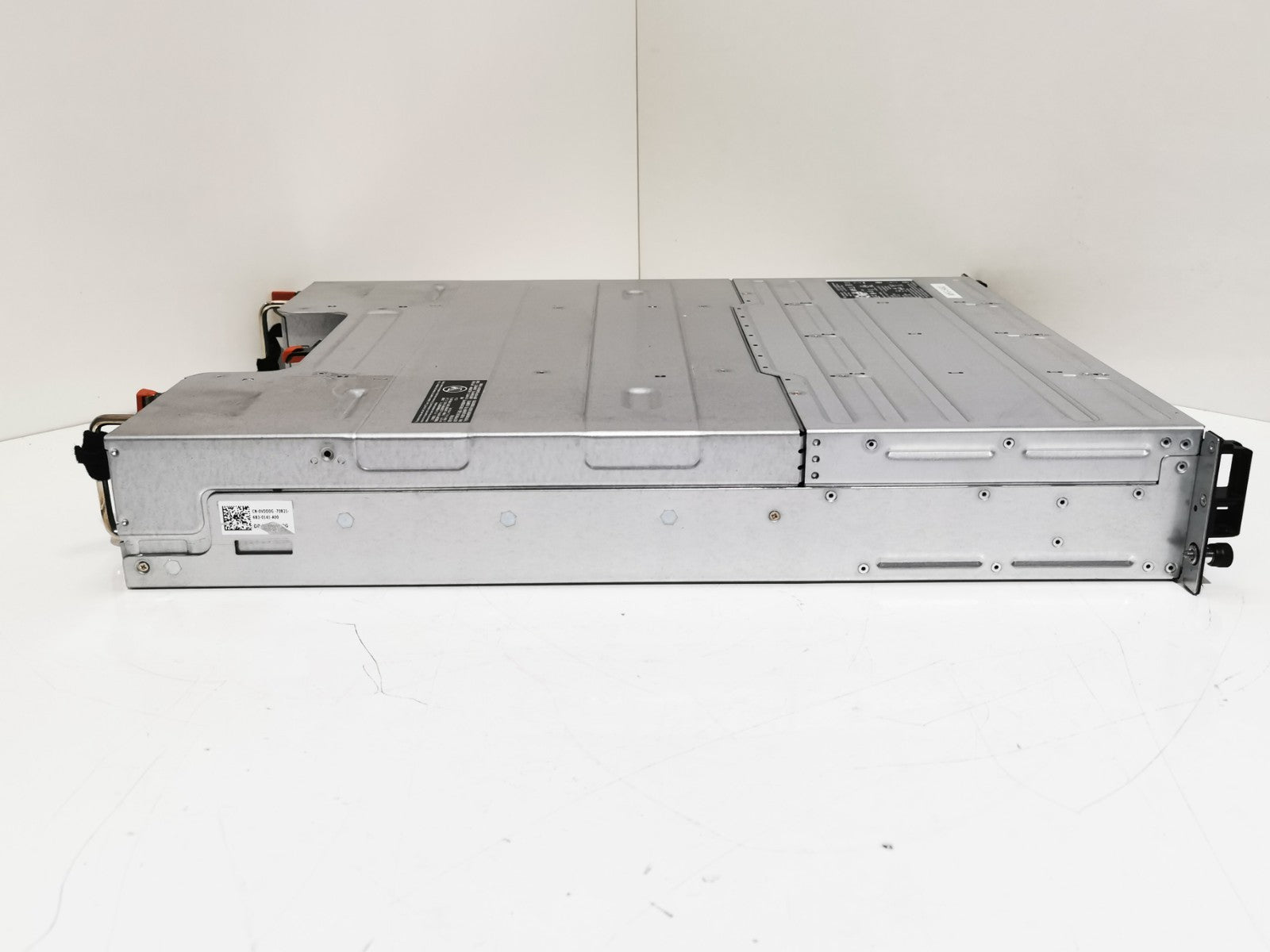 Dell Compellent SC200 Expansion Enclosure 12 x HDD Bays 8x 2TB SAS Drives 16TB!!