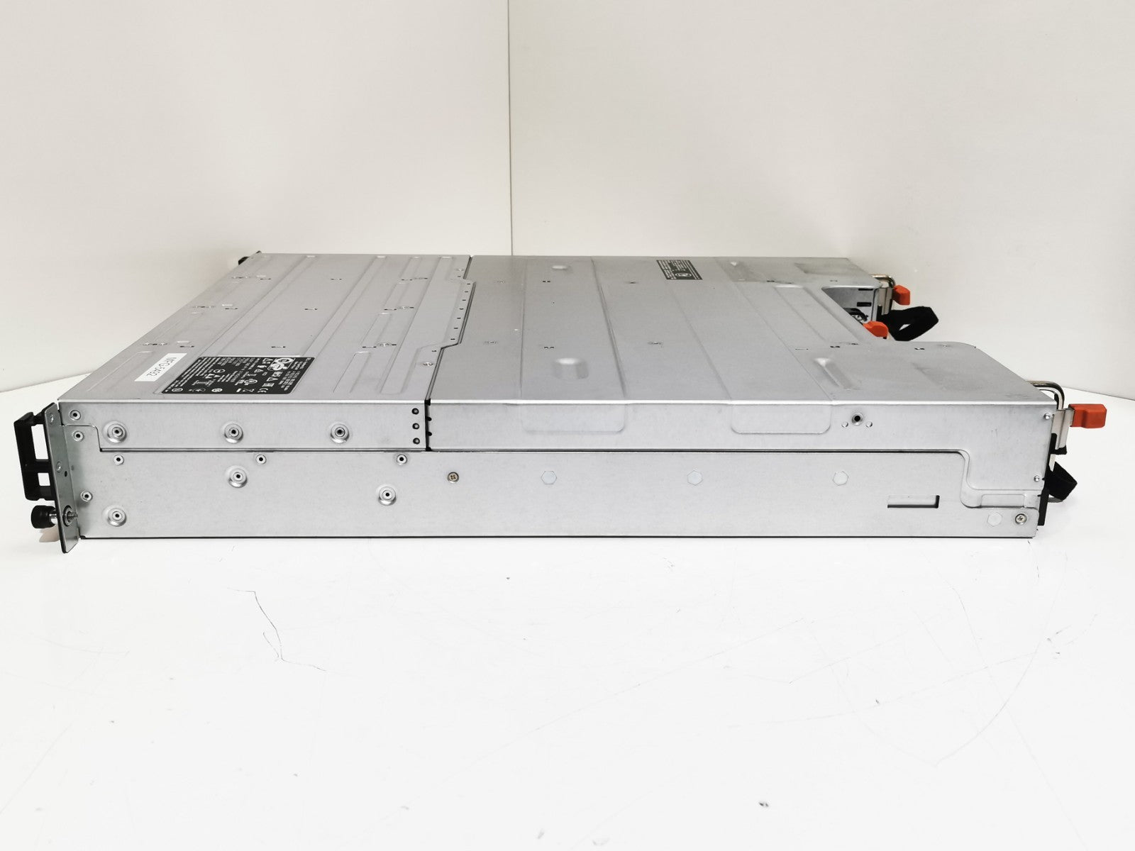 Dell Compellent SC200 Expansion Enclosure 12 x HDD Bays 8x 2TB SAS Drives 16TB!!