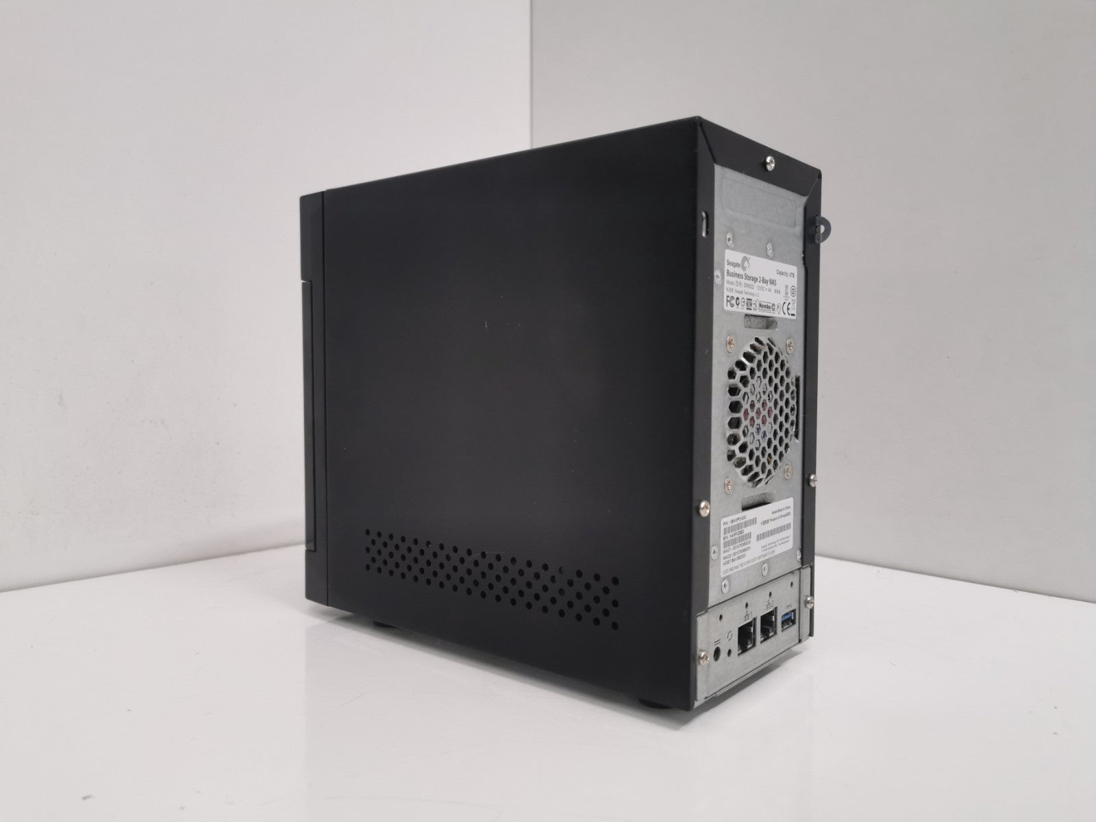 Seagate Business Storage 2-Bay Capacity - SRN02D - No Hard Drives Or PSU