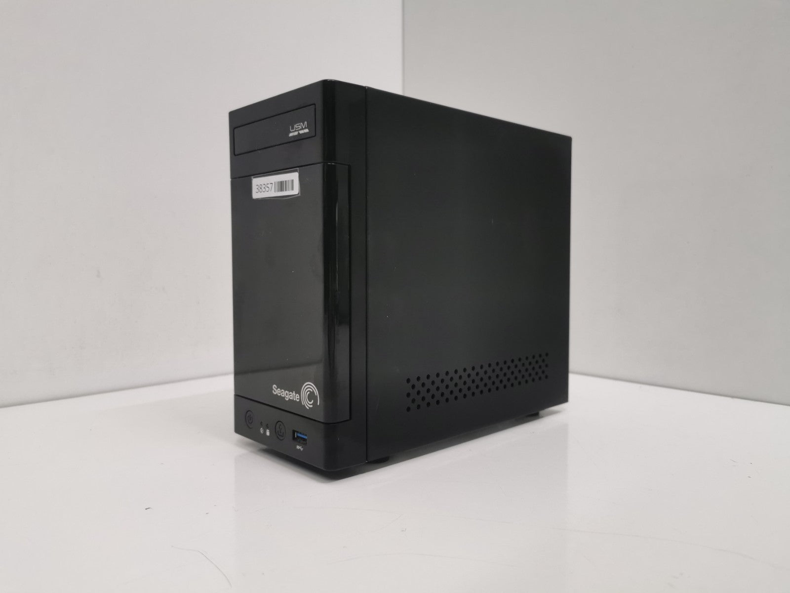 Seagate Business Storage 2-Bay Capacity - SRN02D - No Hard Drives Or PSU