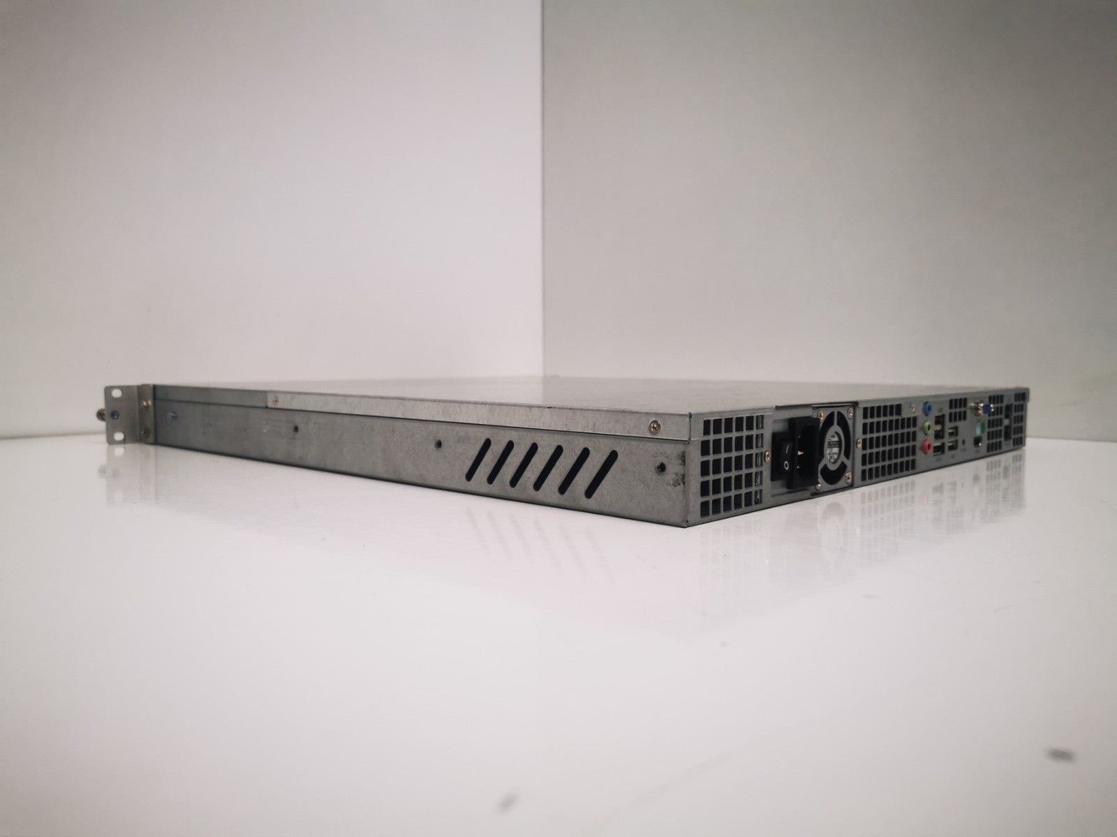 THECUS N4510U-S 4BAY 1U RACKNAS UNIT with Caddies