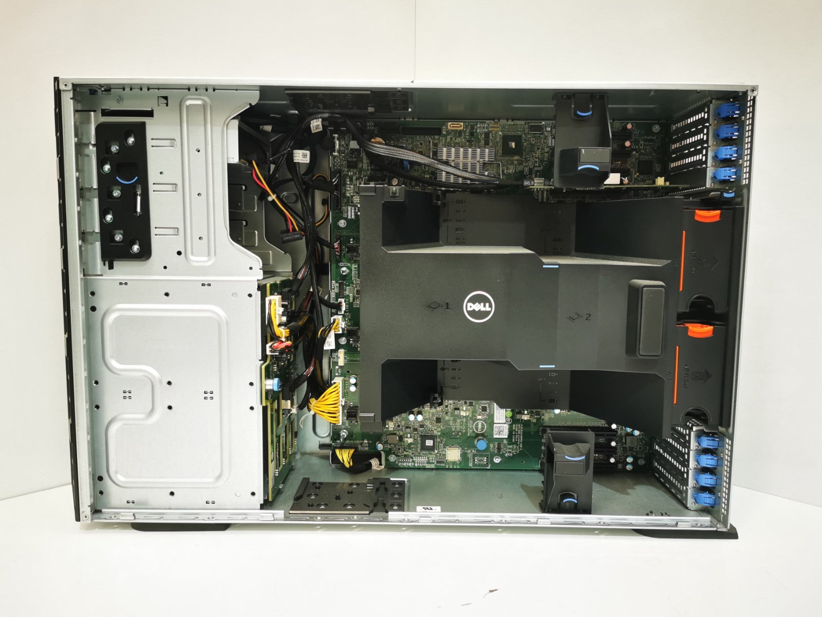 Dell PowerEdge T620 4-Core E5-2609 2.50GHz 16GB Ram H330 8-Bay Tower Server