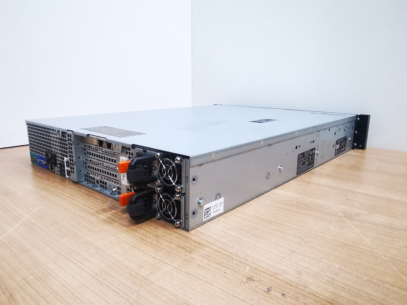 DELL PowerEdge R515 Storage Server Dual AMD Opteron HyperV 32GB Memory
