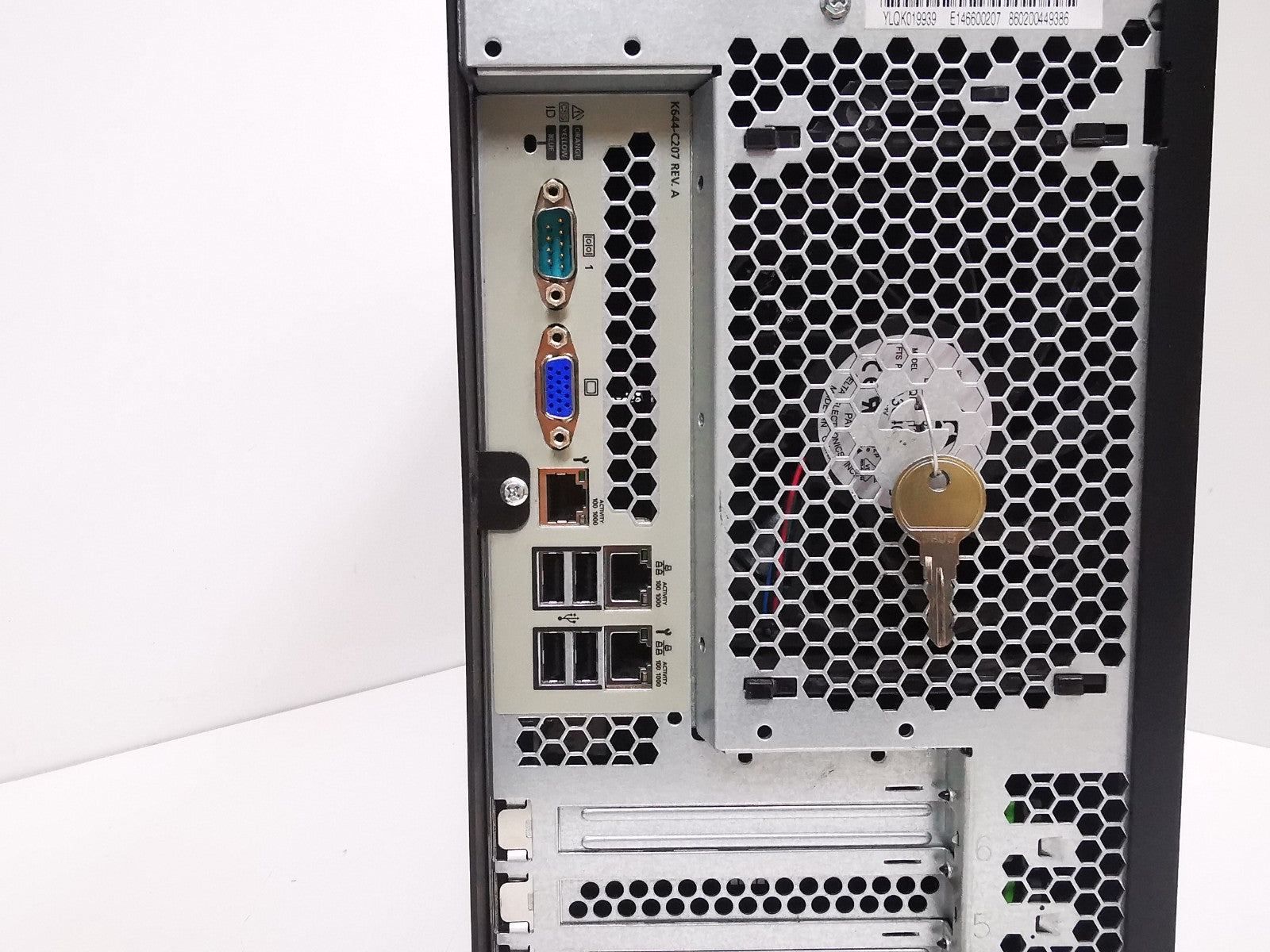 Fujitsu Primergy TX2540 M1 -  E5-2420v2 64GB RAM  Bay Tower Server 3x 600GB HDD