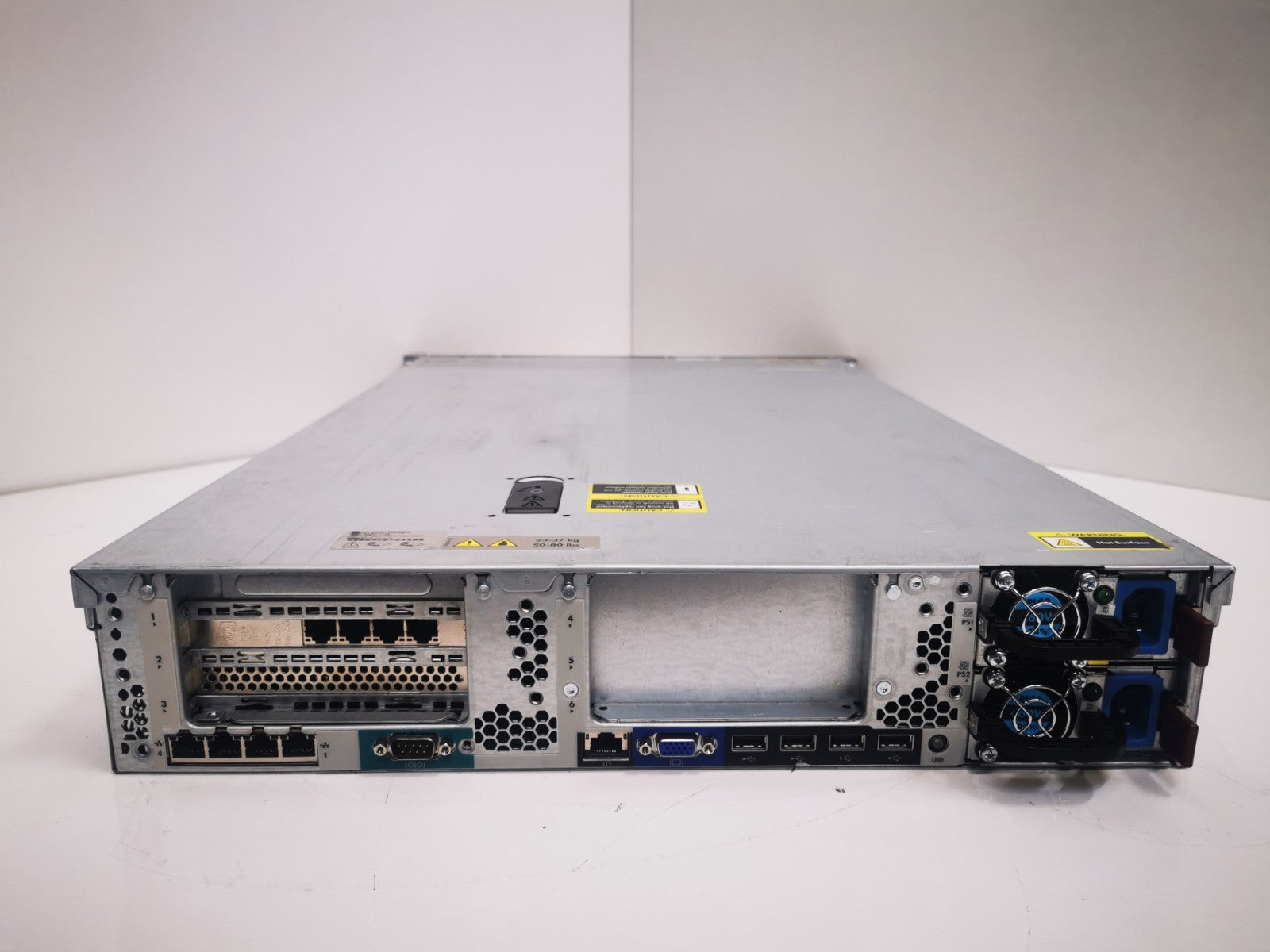 HP Proliant DL380p Gen8  -  E5-2620 @ 2.10GHz 8GB RAM 16-Bay 2U Server