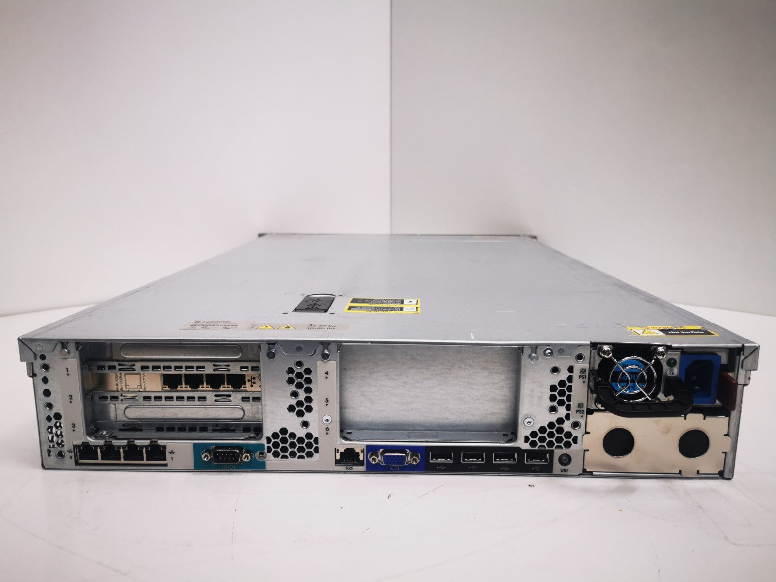 HP Proliant DL380p Gen8 2x E5-2640 @ 2.50GHz 128GB RAM 8-Bay 2U Server