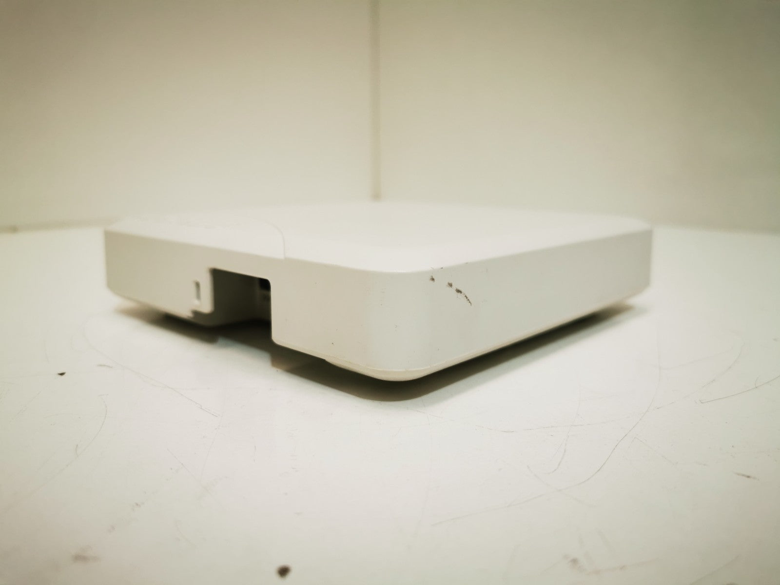 Ruckus R500 802.11ac Wave 2 Wireless Access Point (901-R510-WW00) Unleashed .