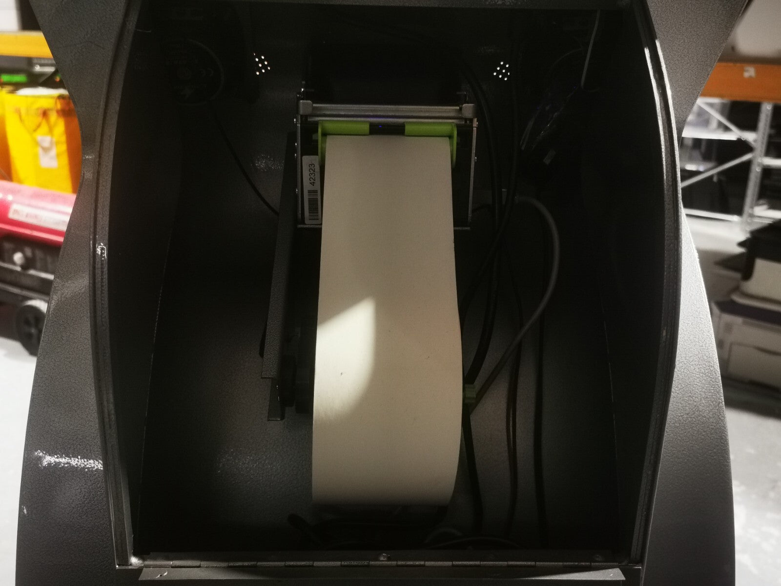 Floor standing PC Terminal Touch screen - Windows 11 with Receipt printer