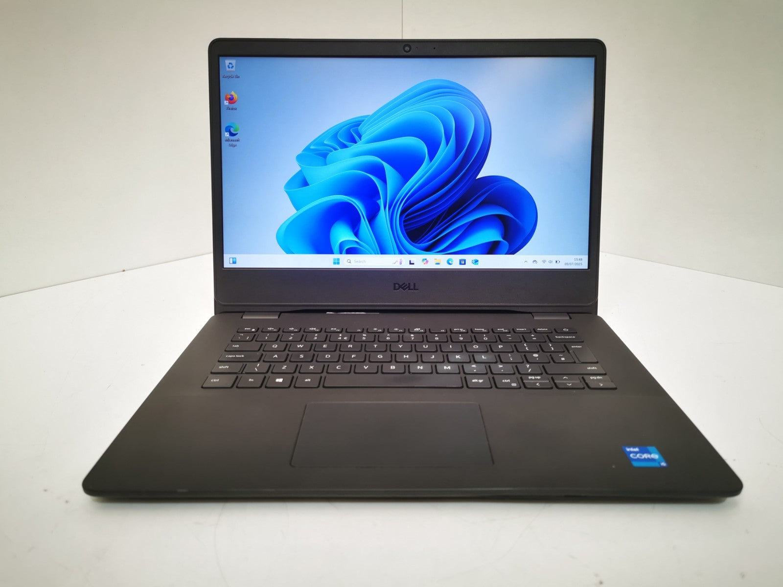 Dell Vostro 3400 14" Laptop - 11th Gen i5 / 8GB RAM / 512GB SSD / Windows 11 Pro