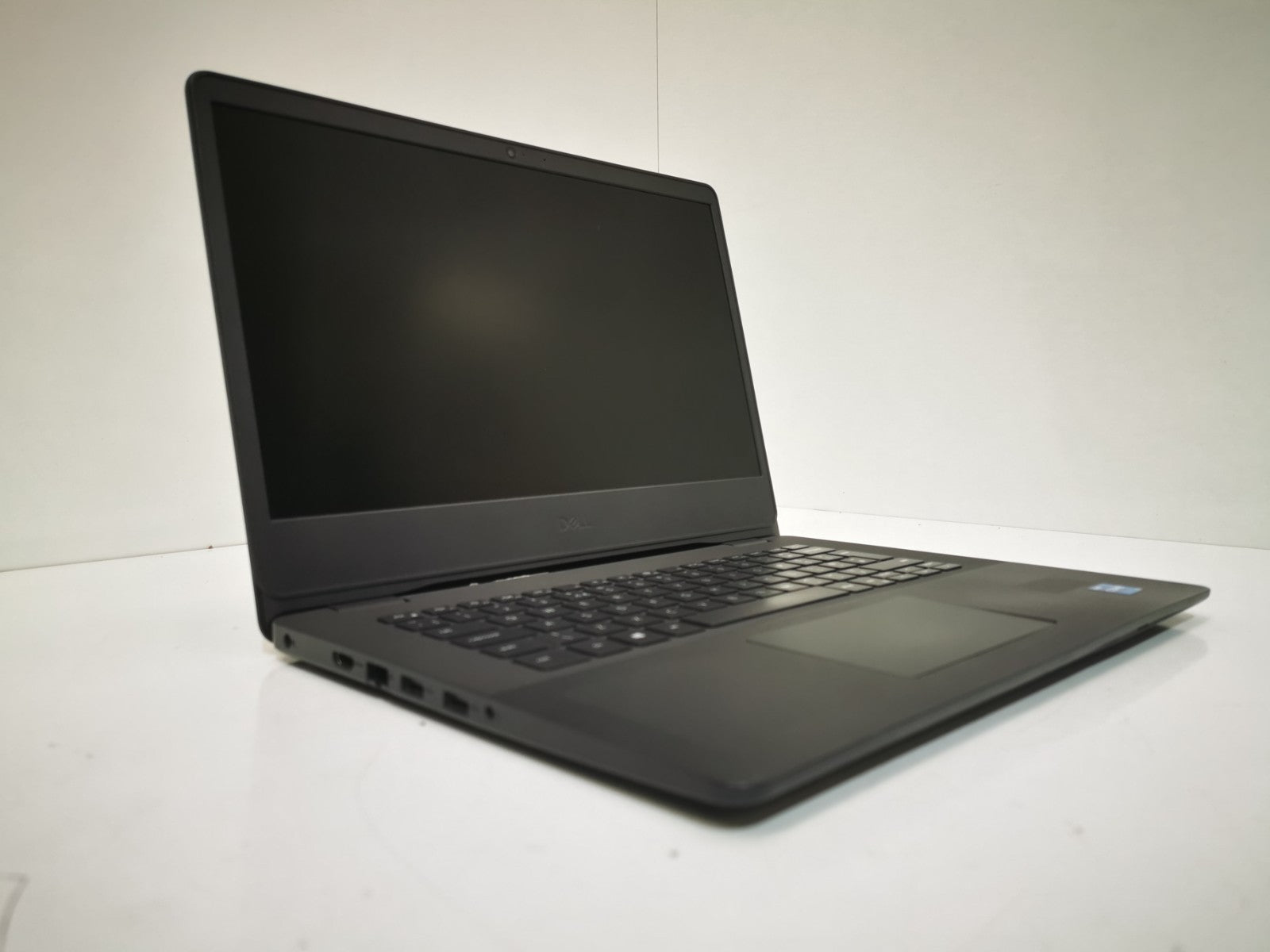 Dell Vostro 3400 14" Laptop - 11th Gen i5 / 8GB RAM / 512GB SSD / Windows 11 Pro