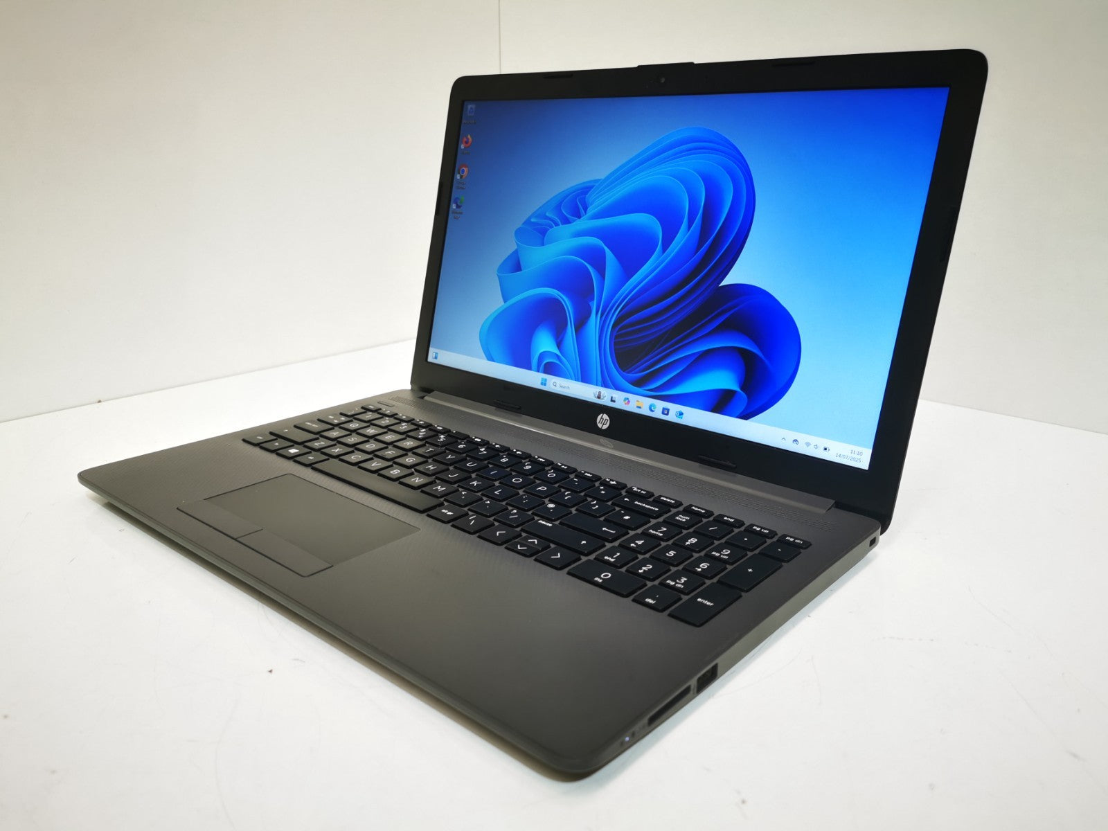 HP 255 G7 15.6" Laptop - AMD A4 / 4GB RAM / 128GB SSD / Windows 11 Pro