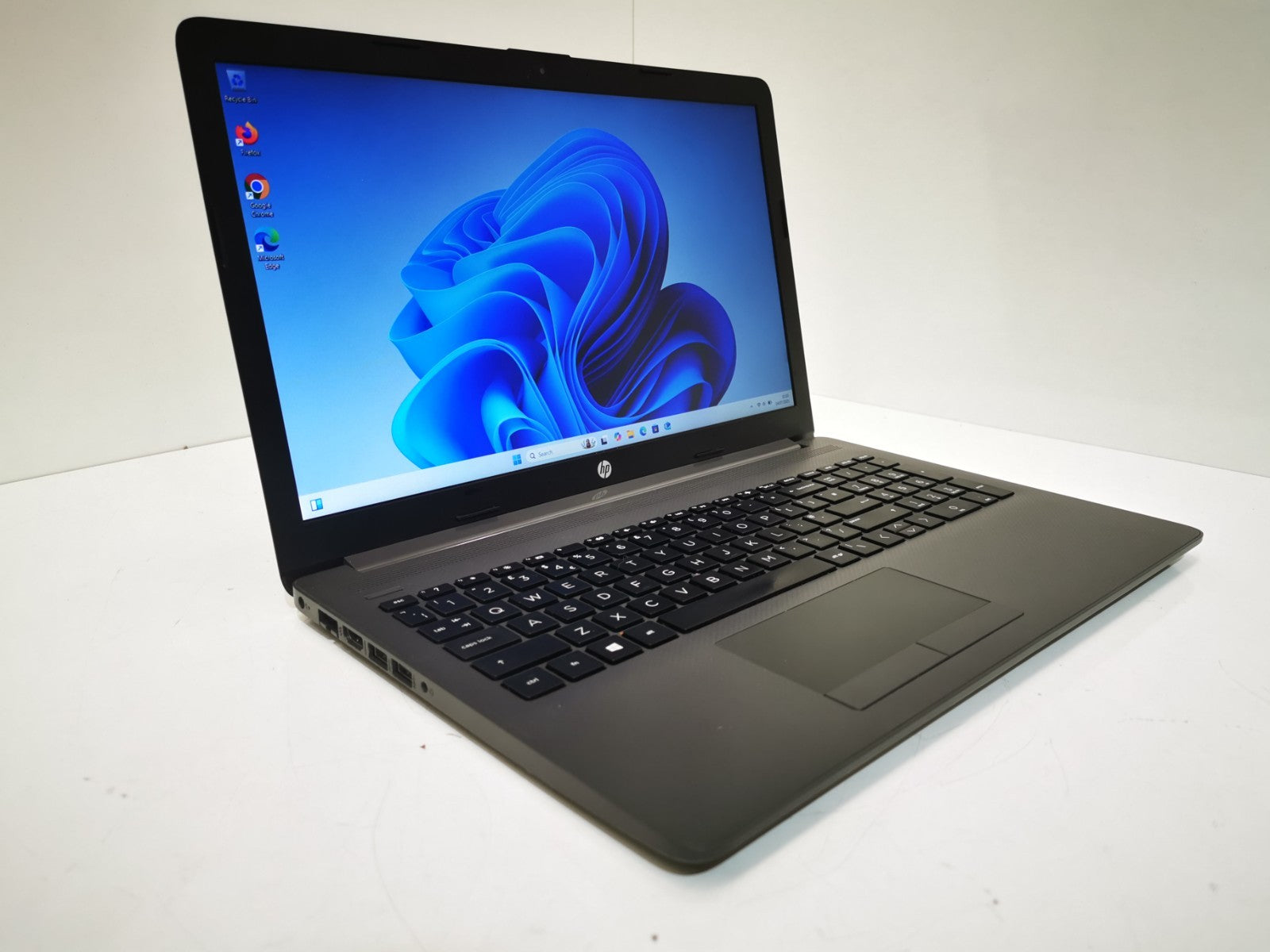 HP 255 G7 15.6" Laptop - AMD A4 / 4GB RAM / 128GB SSD / Windows 11 Pro