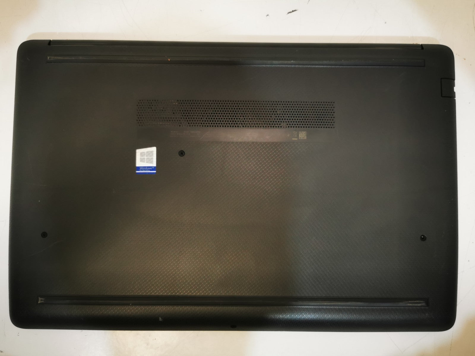 HP 255 G7 15.6" Laptop - AMD A4 / 4GB RAM / 128GB SSD / Windows 11 Pro