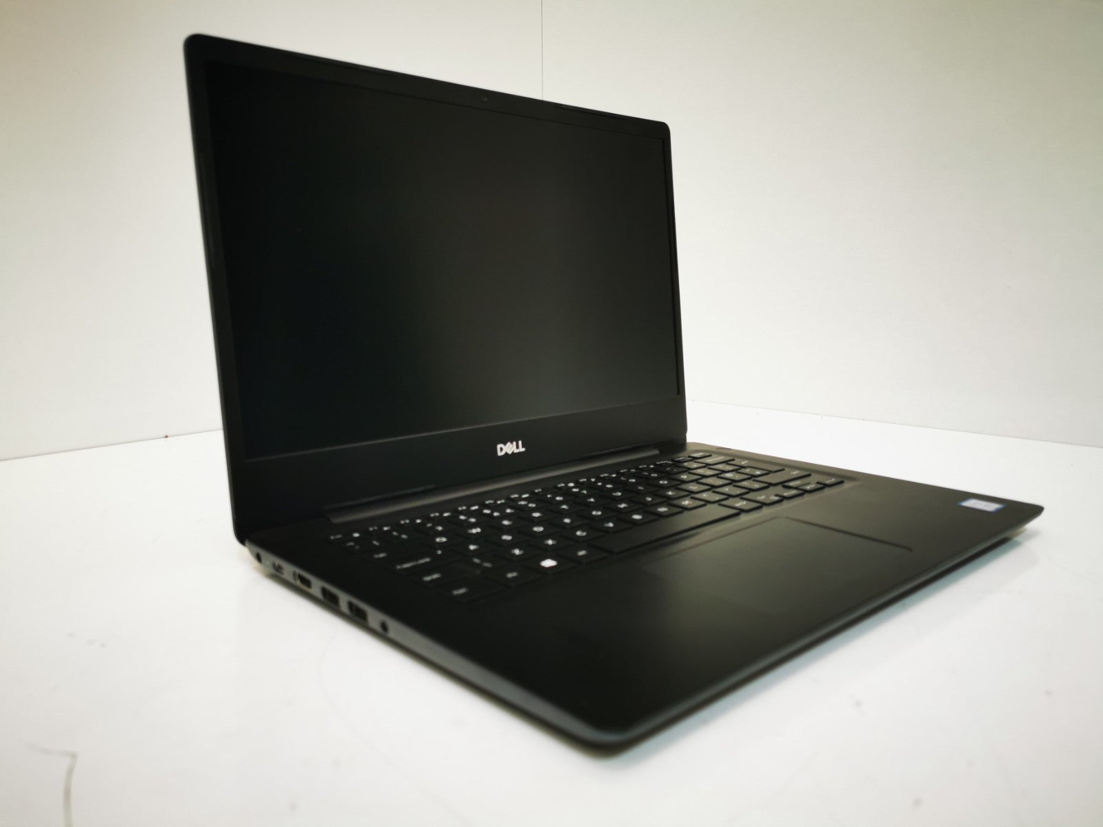 Dell Vostro 5481 14" Laptop - 8th Gen i5 / 8GB RAM / 256GB SSD / Windows 11 Pro