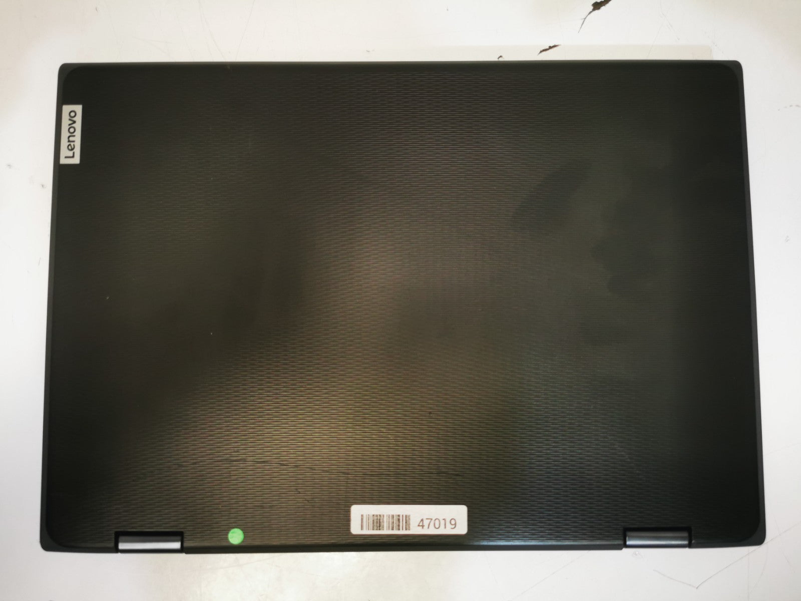 Lenovo ChromeBook 300e 2nd Gen 11.6" Laptop - Intel Celeron/4GB RAM/64GB eMMC