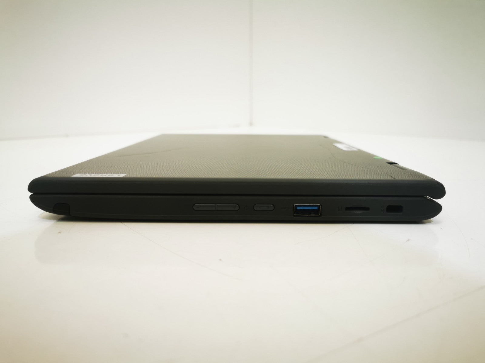 Lenovo ChromeBook 300e 2nd Gen 11.6" Laptop - Intel Celeron/4GB RAM/64GB eMMC