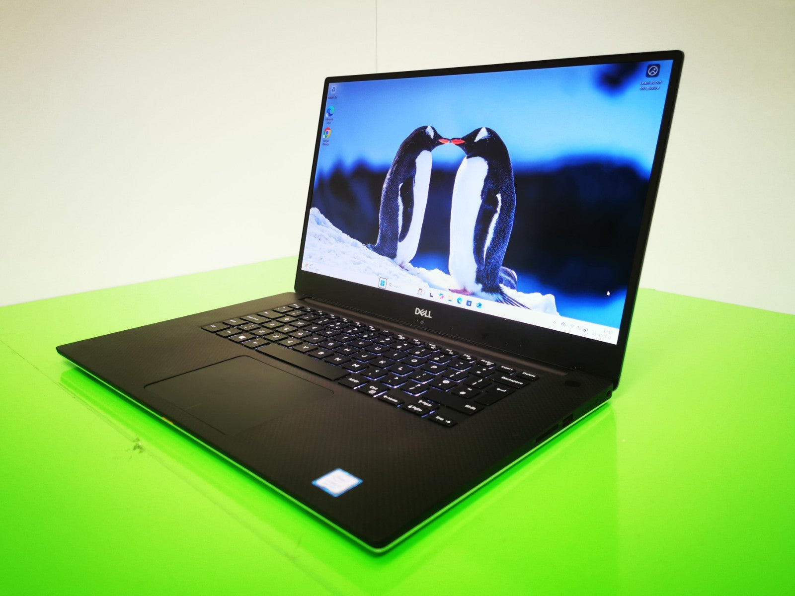 Dell XPS 15 9570 15.6" Laptop - 8th Gen i7 / 16GB RAM / 256GB SSD / Win 11 Pro