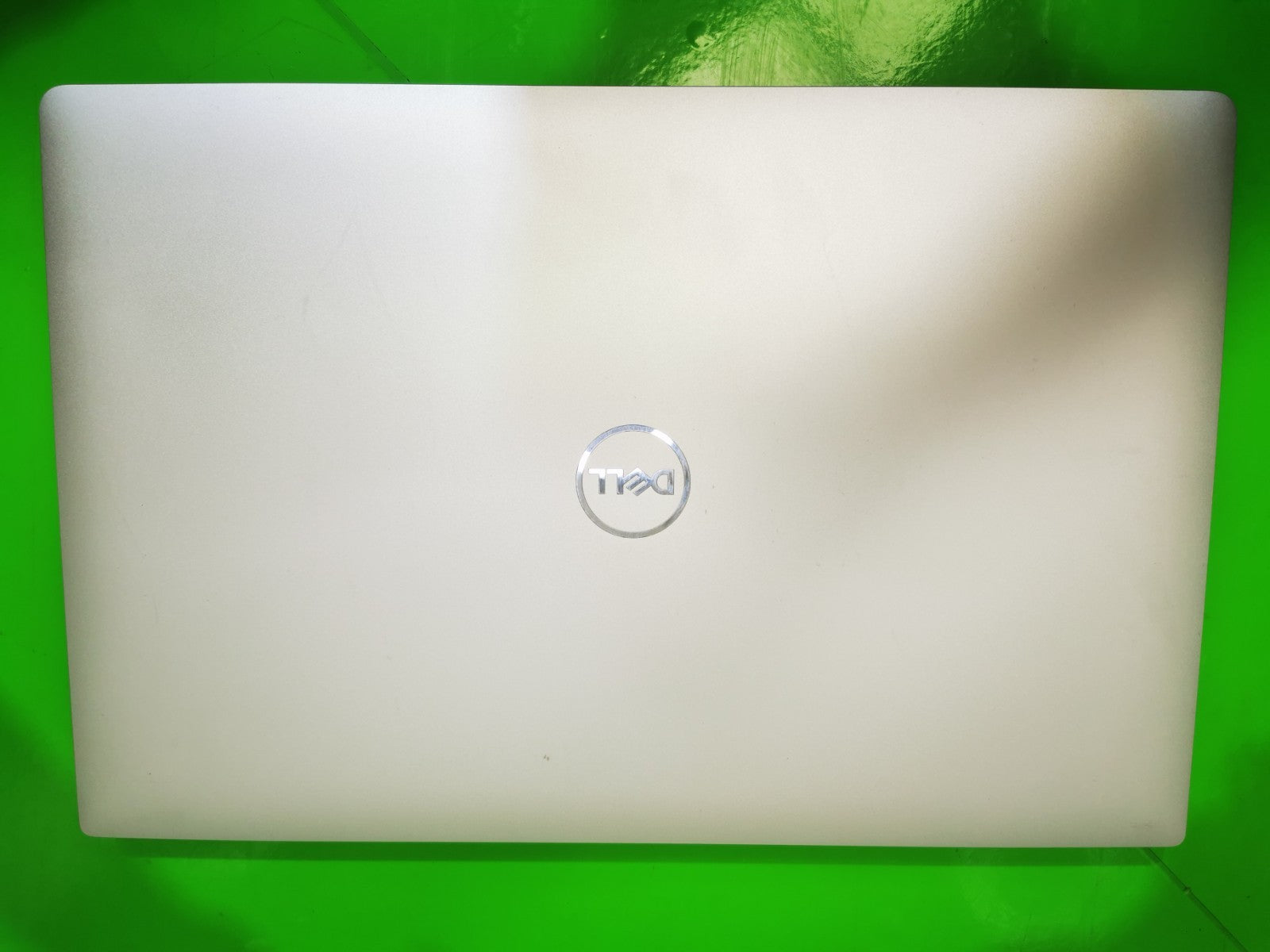 Dell XPS 15 9570 15.6" Laptop - 8th Gen i7 / 16GB RAM / 256GB SSD / Win 11 Pro