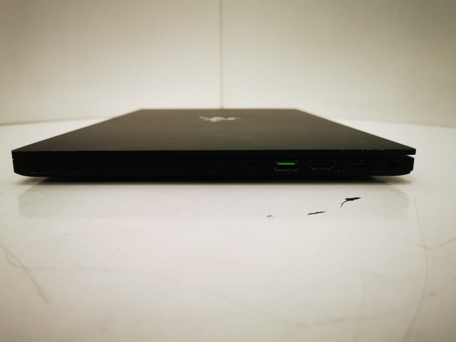 Razer Blade 15" Advanced 2018 (RZ09-02385) - 8th Gen i7/16GB RAM/512GB SSD/W11P