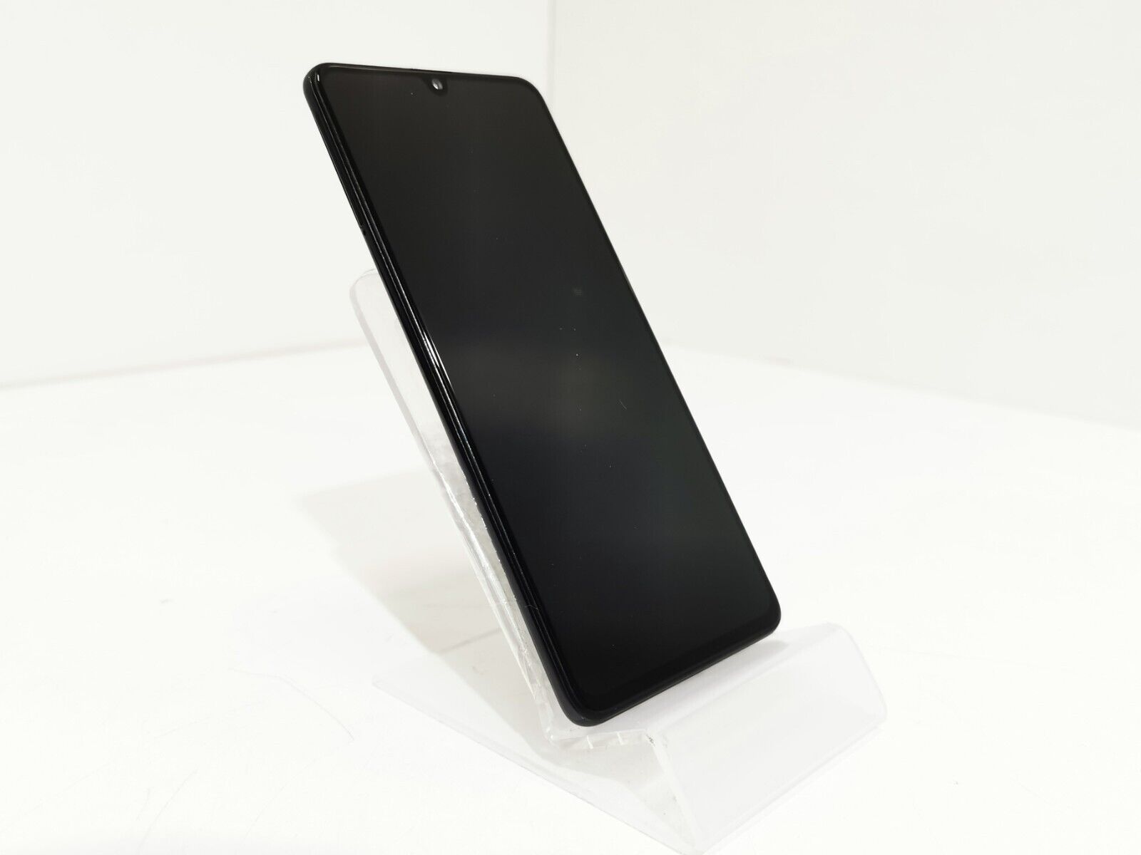 Samsung Galaxy A41 (SM-A415F) 6.1" - Prism Crushed Black / 6.1" / 64GB