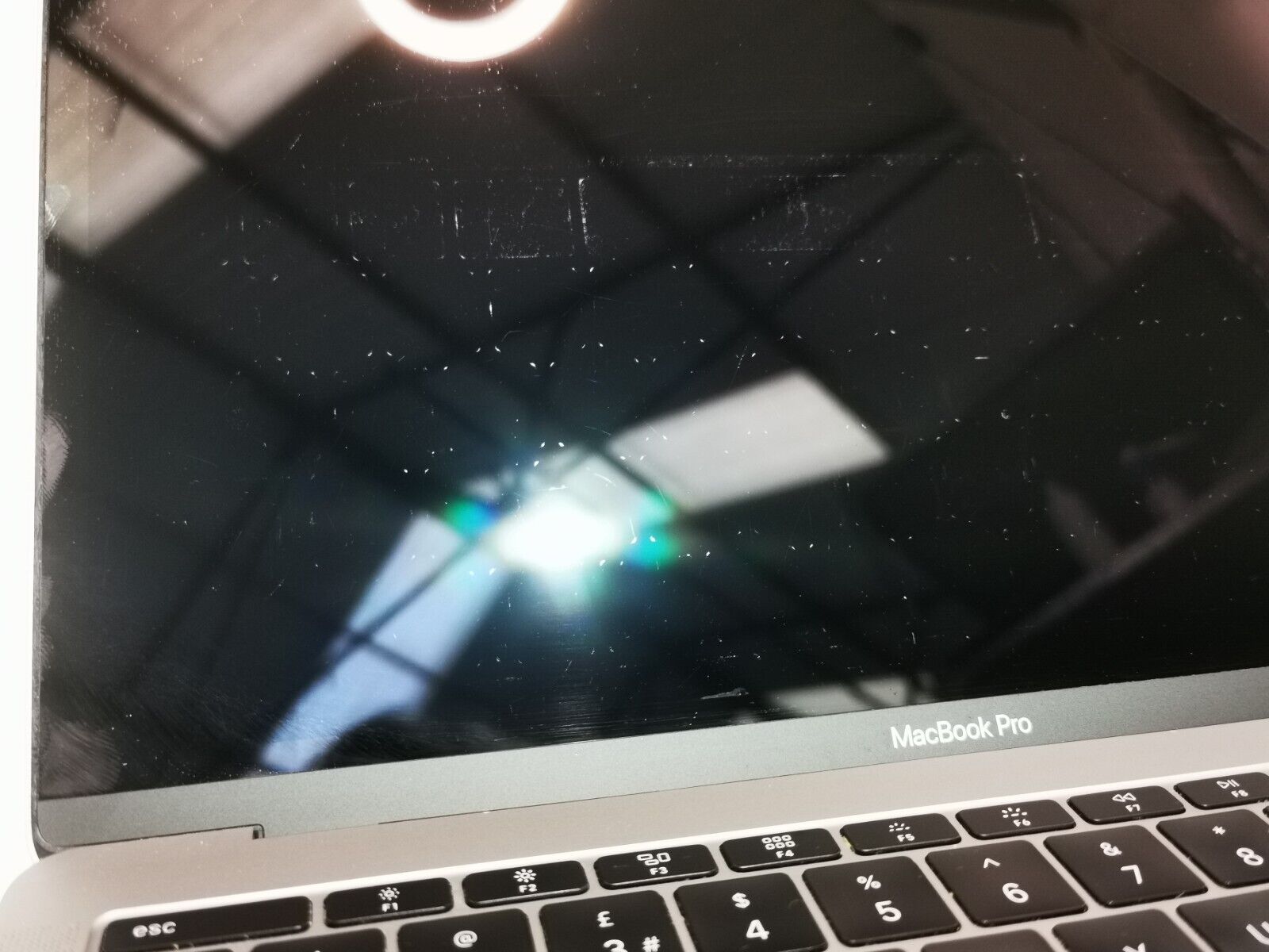 Apple MacBook Air (2019) 13" - Intel i5 / 8GB RAM / 256GB SSD / macOS Sonama